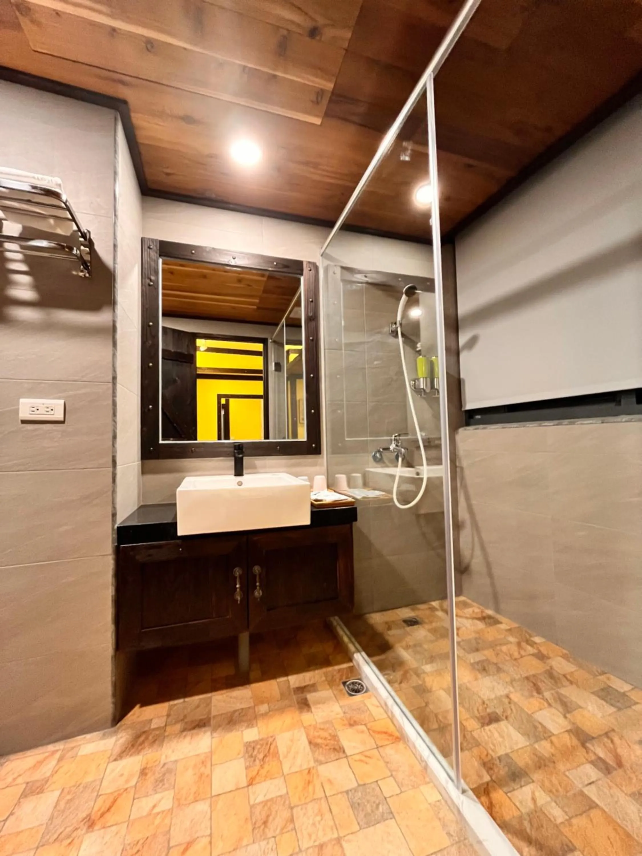 Bathroom in Youngquan HOTEL