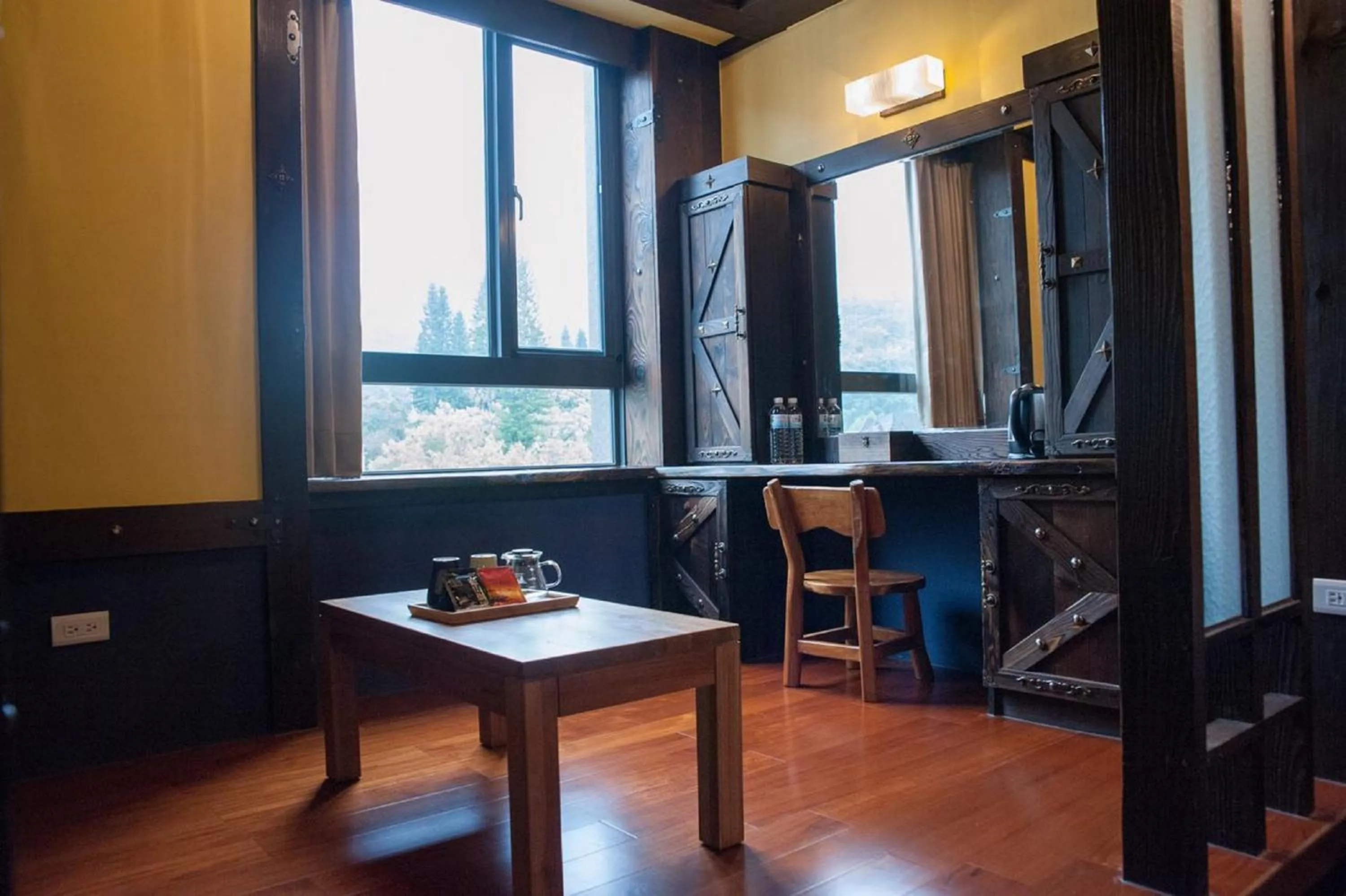 Decorative detail in Youngquan HOTEL