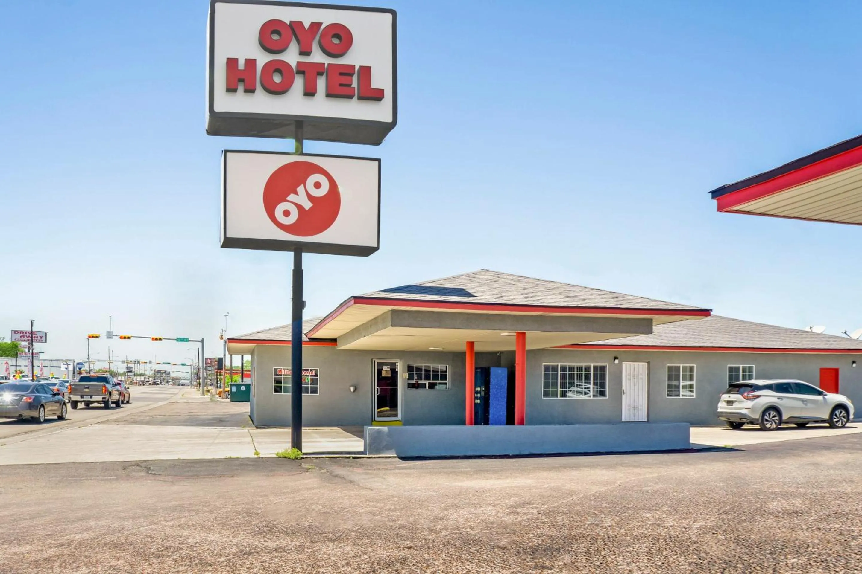 Facade/entrance in OYO Hotel Killeen