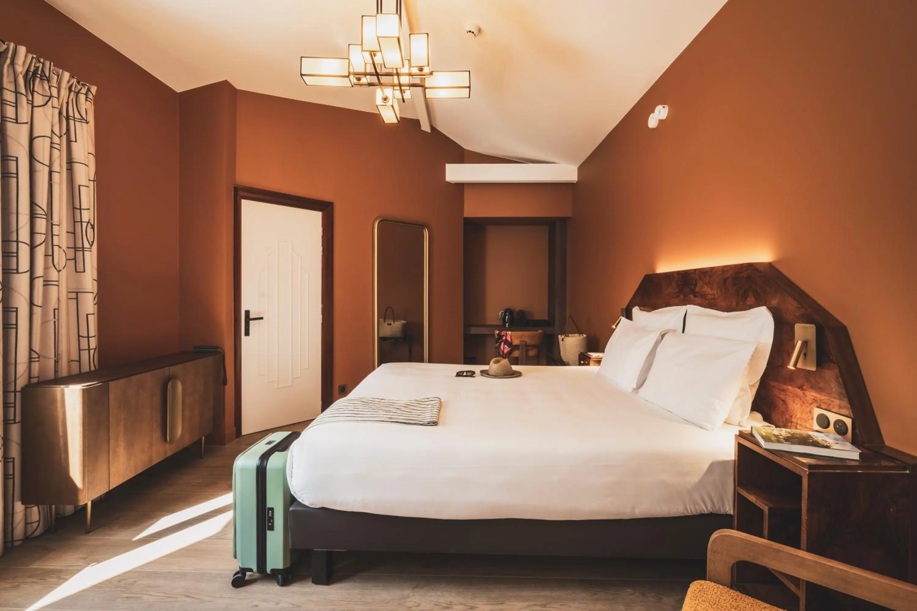 Superior Double Room in Parc Victoria Hôtel
