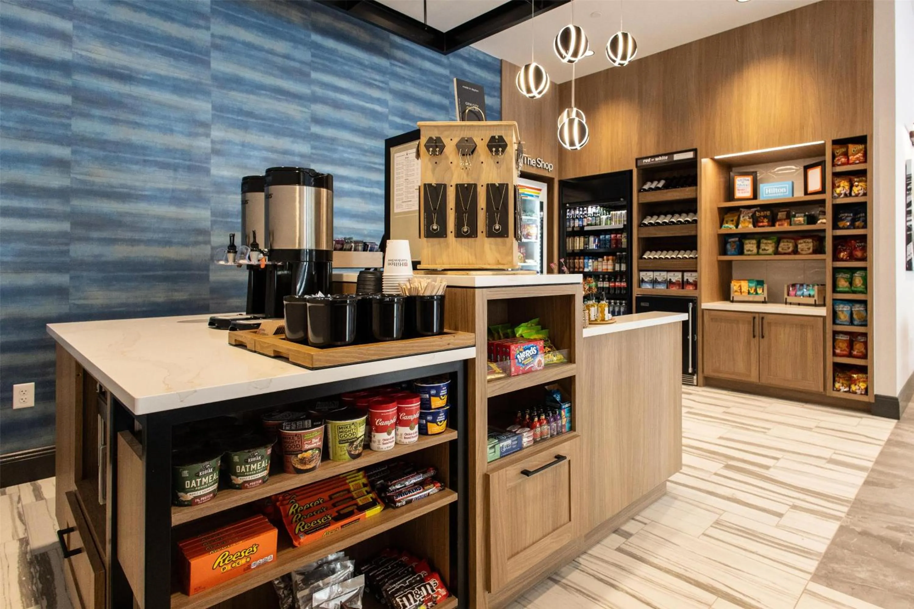 Restaurant/places to eat in Hilton Garden Inn Dayton Downtown