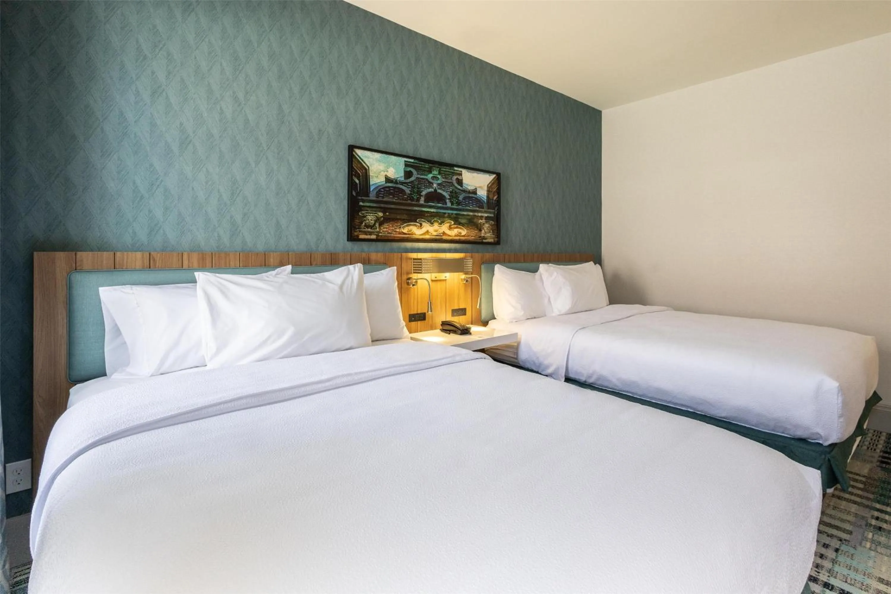 Bed in Hilton Garden Inn Dayton Downtown