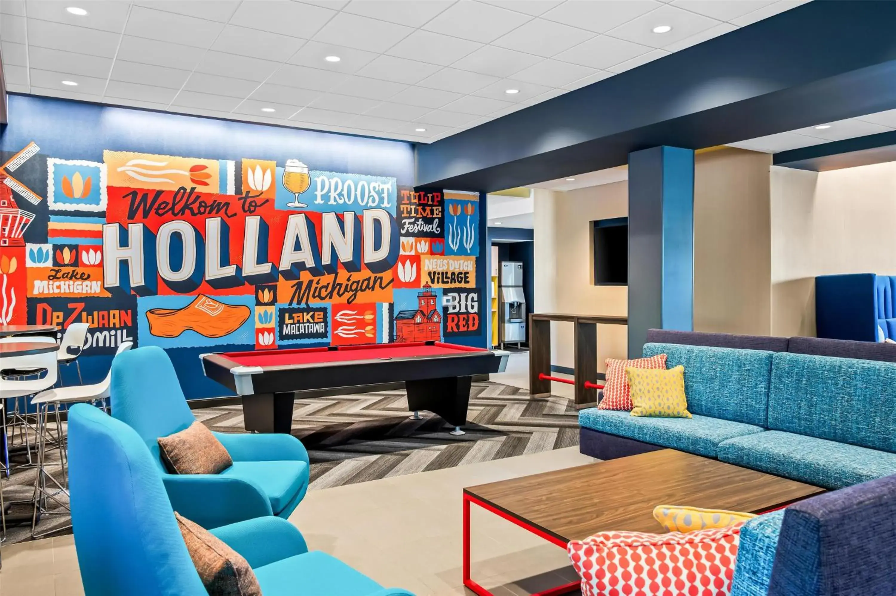 Lobby or reception in Tru By Hilton Holland, Mi Lobby or reception in Tru By Hilton Holland, Mi