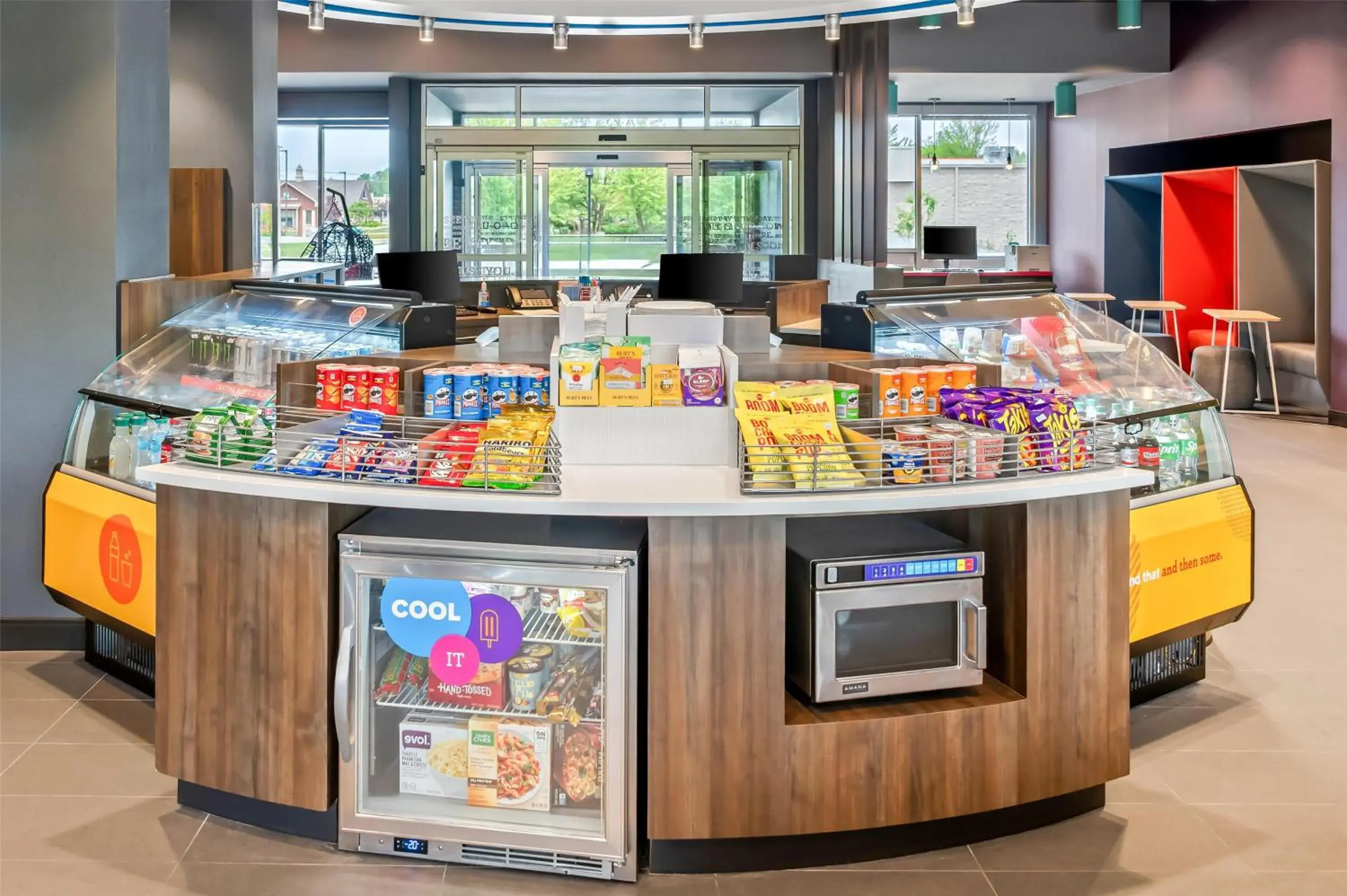 Restaurant/places to eat in Tru By Hilton Holland, Mi Restaurant/places to eat in Tru By Hilton Holland, Mi