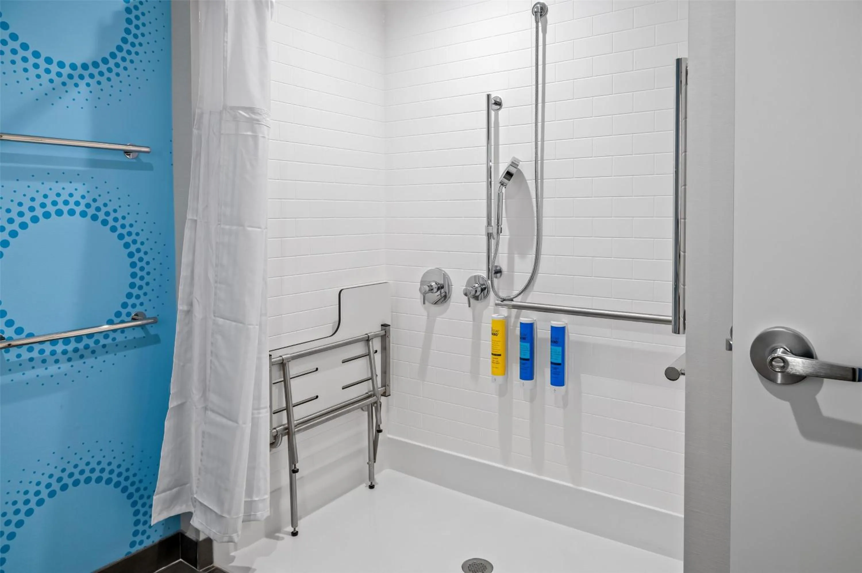 Bathroom in Tru By Hilton Holland, Mi