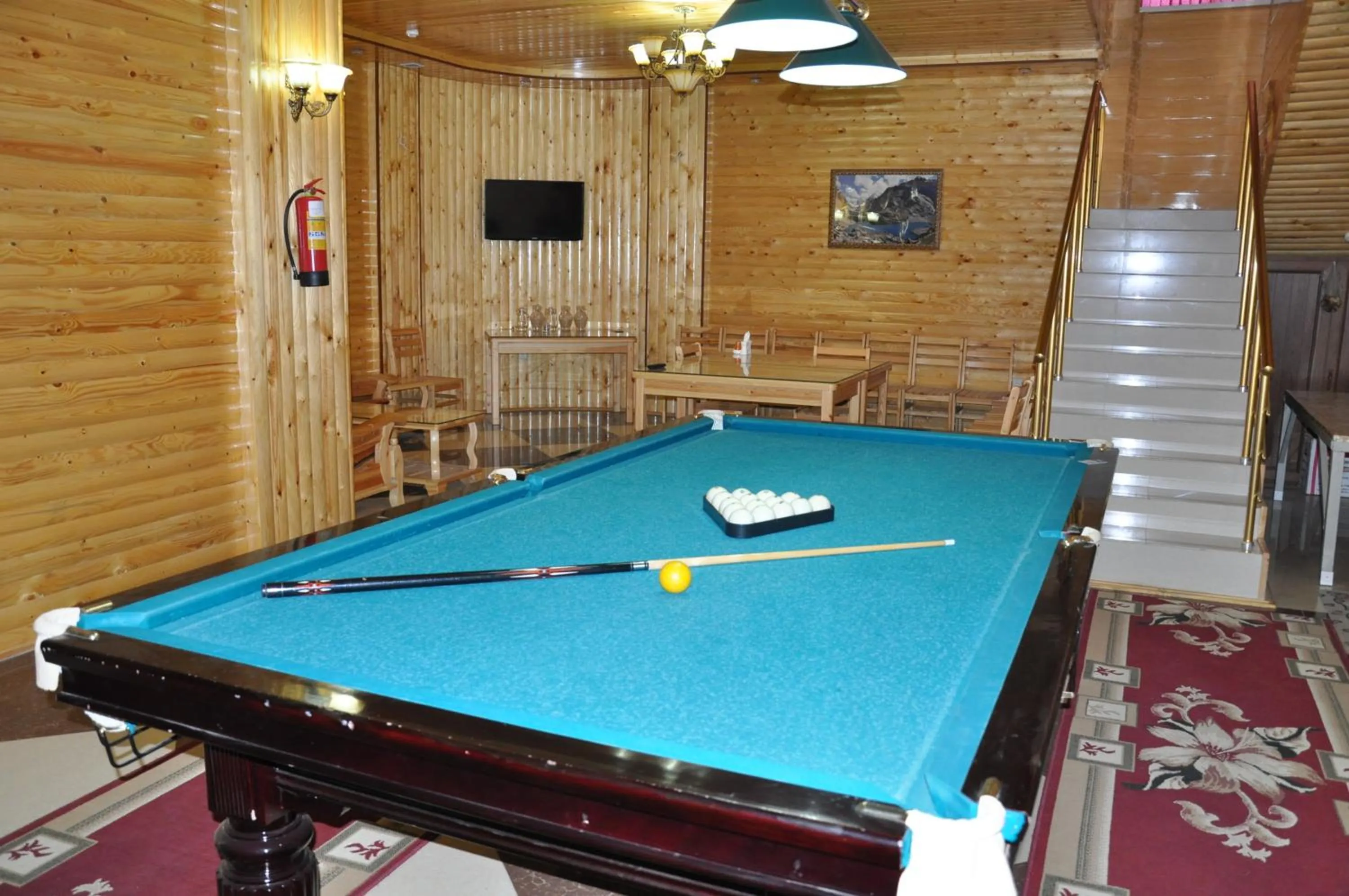 Billiard in Firuz Hotel