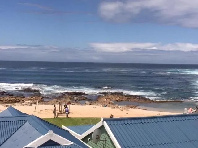 Sea view in Barefoot Lodge, Mossel Bay