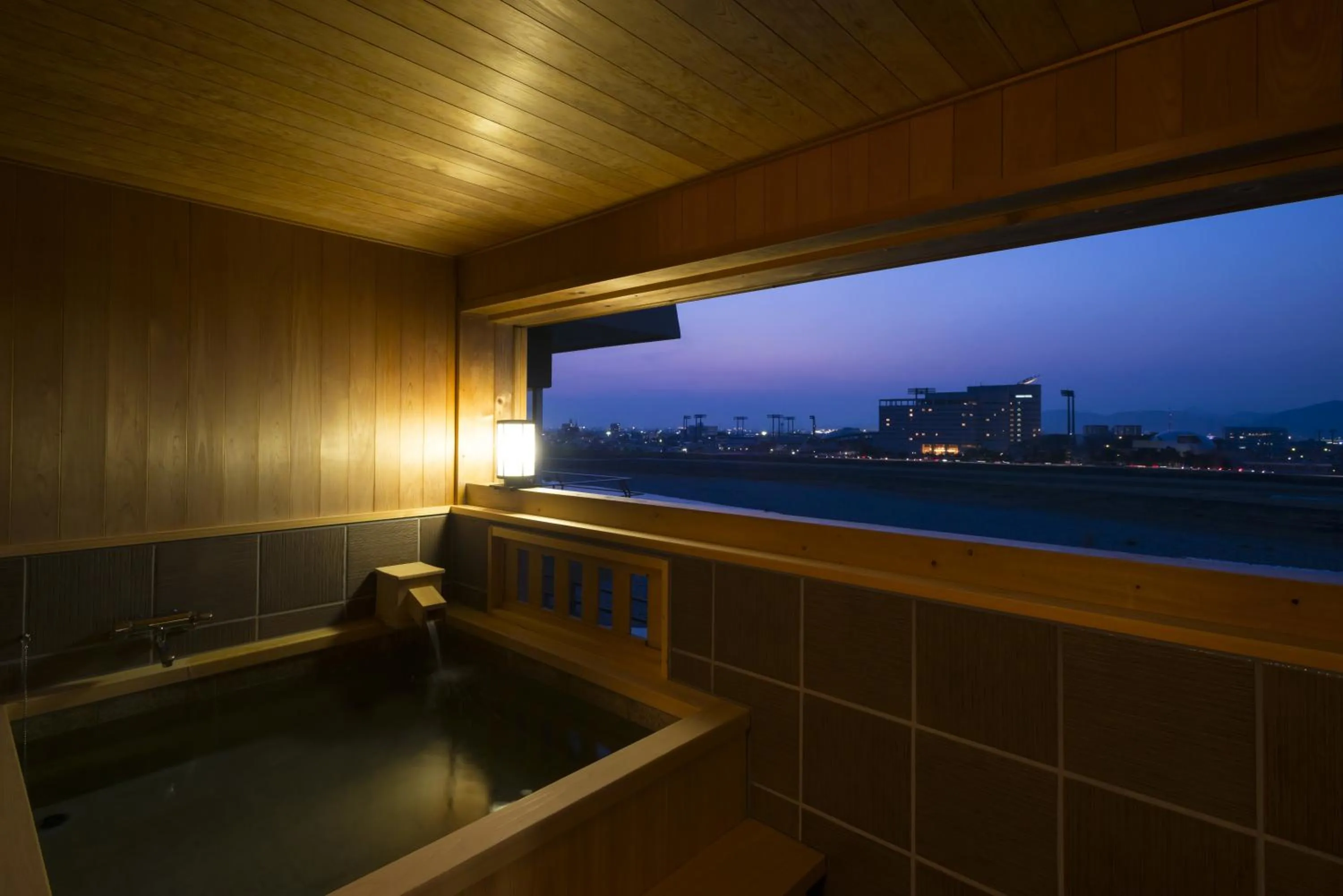 Hot Tub in Juhachiro