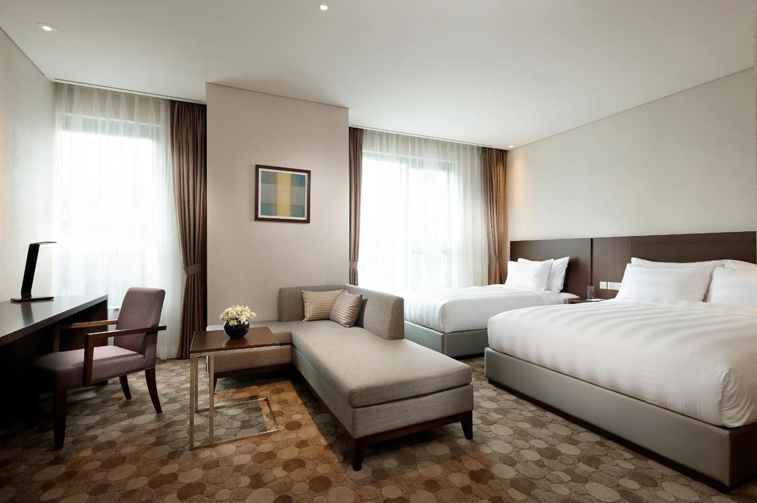 Photo of the whole room, Bed in LOTTE CITY HOTEL Ulsan