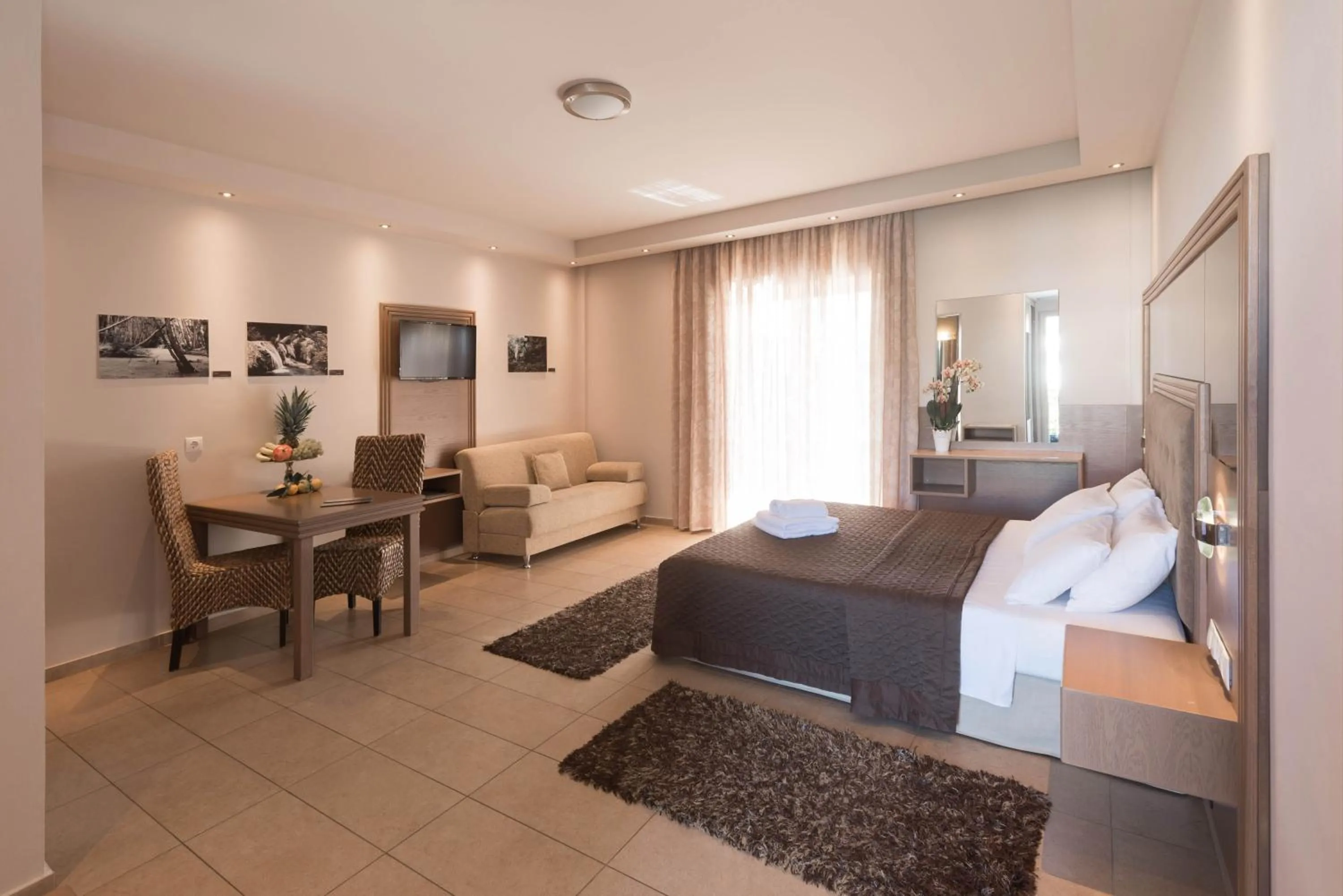 Photo of the whole room, Bed in Zoe Seaside Resort