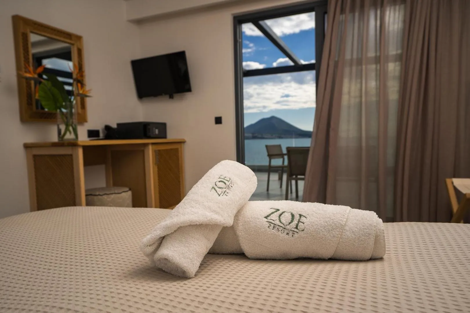 Photo of the whole room, Bed in Zoe Seaside Resort