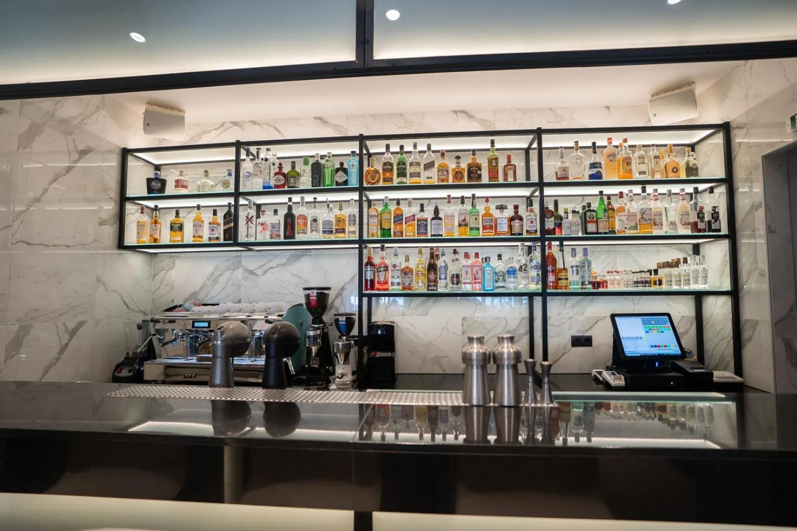 Lounge or bar in Zoe Seaside Resort