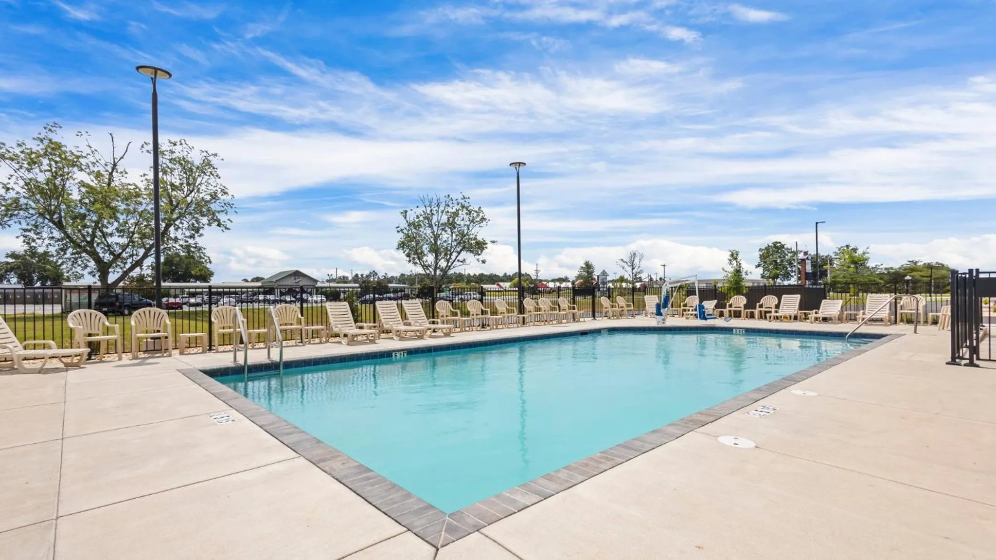Swimming pool in Cobblestone Hotel & Suites - Foley