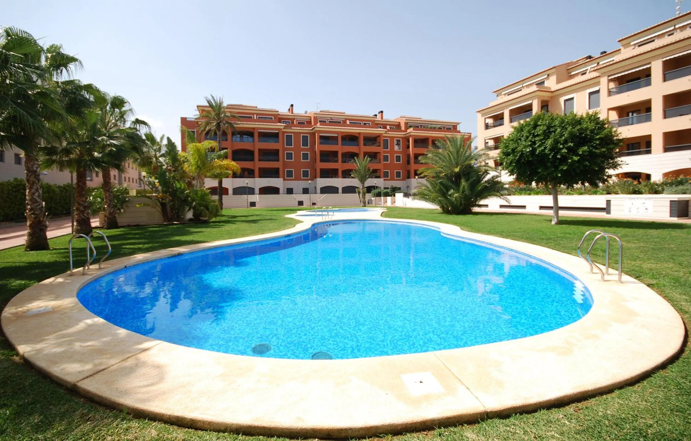 Swimming pool in Apartment De Jardines