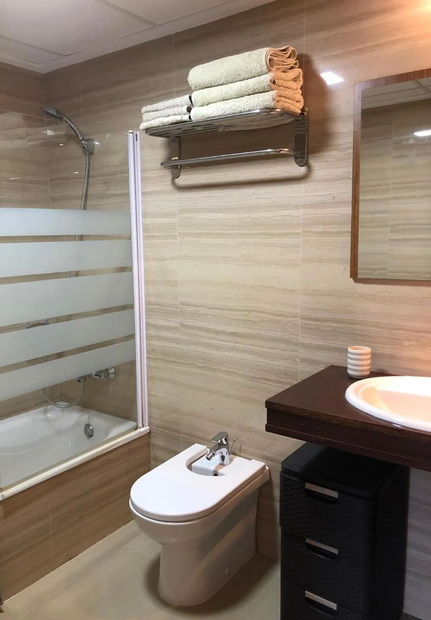Bathroom in Apartment De Jardines