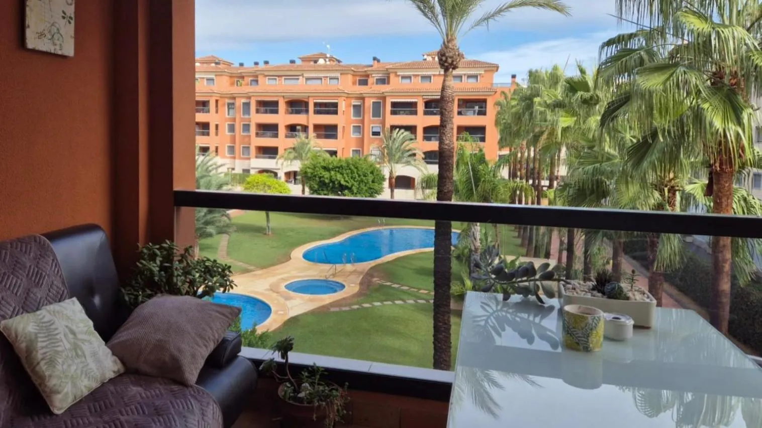 Balcony/Terrace in Apartment De Jardines