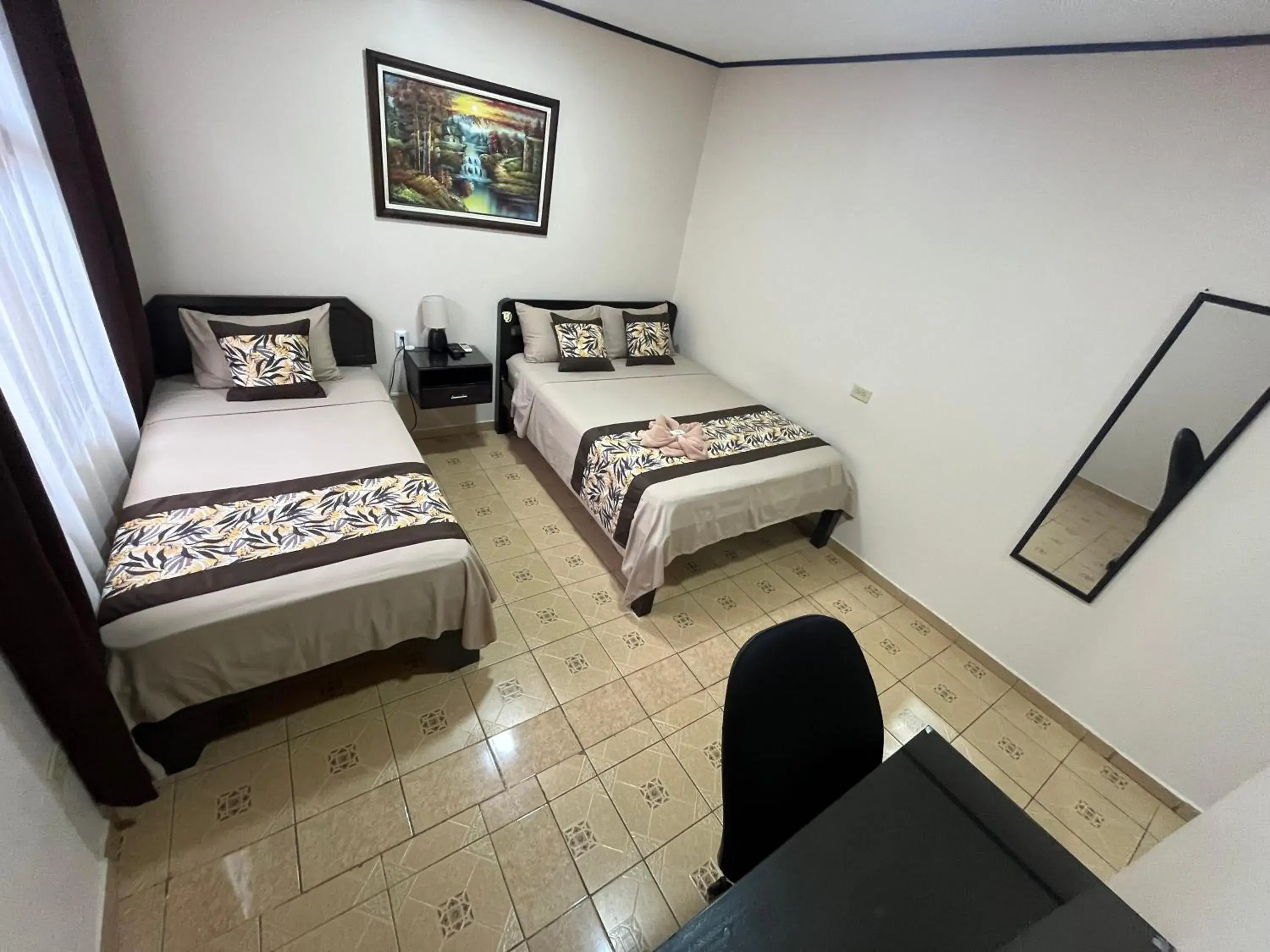 Twin Room in HOTEL DEL RiO Twin Room in HOTEL DEL RiO