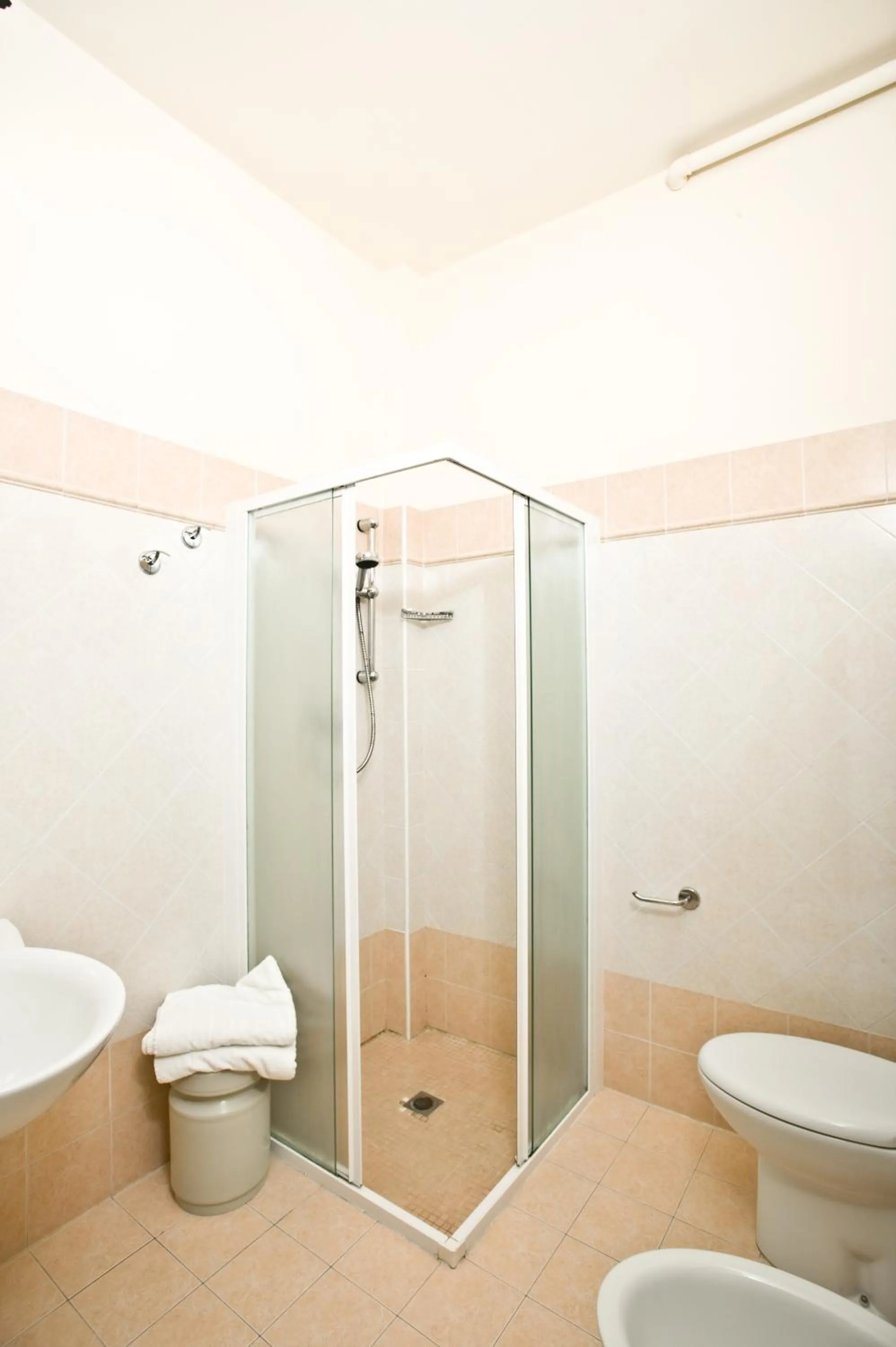 Bathroom in Hotel Giamaika