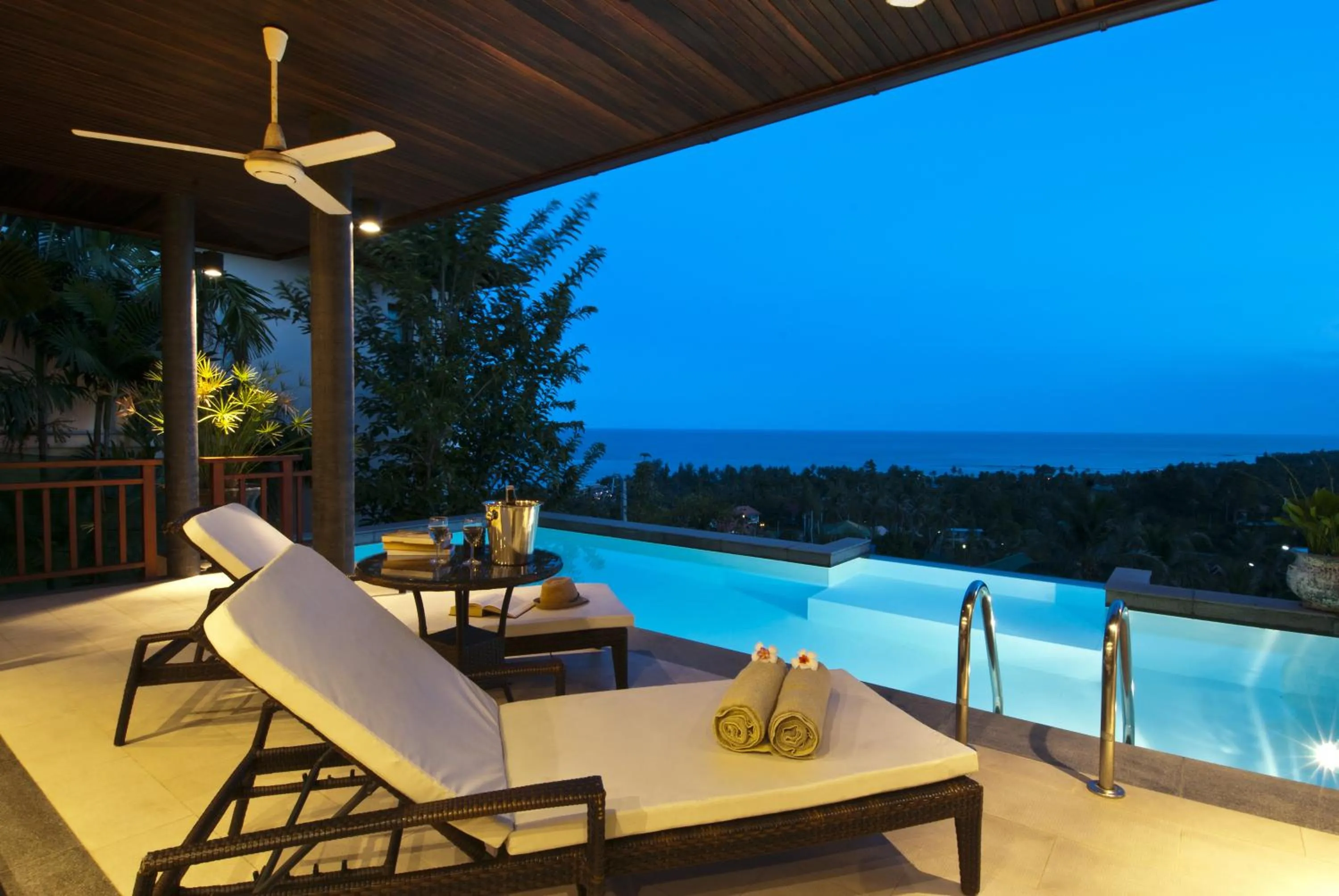 Night in Villa Baan Saitara