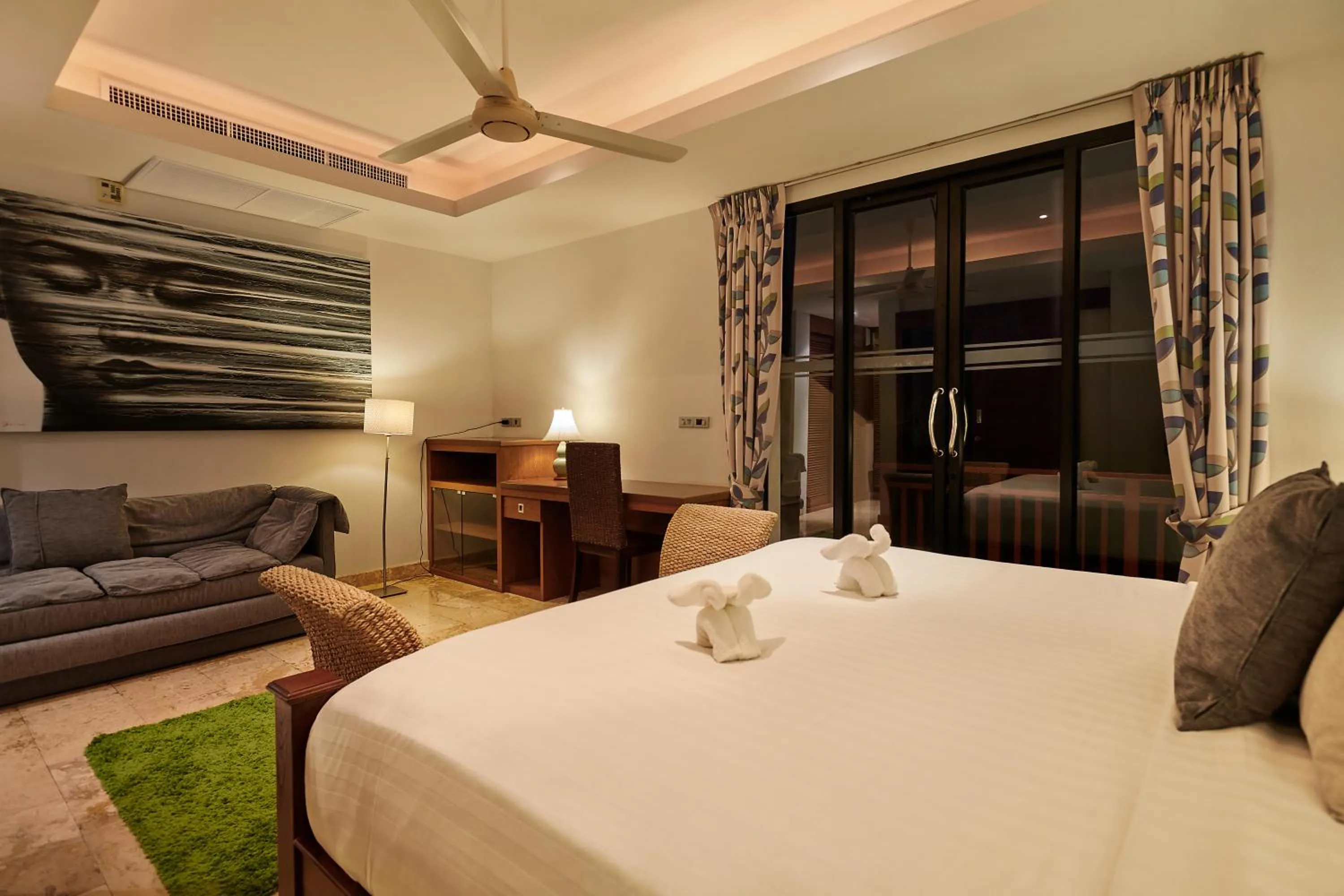 Bed in Villa Baan Saitara