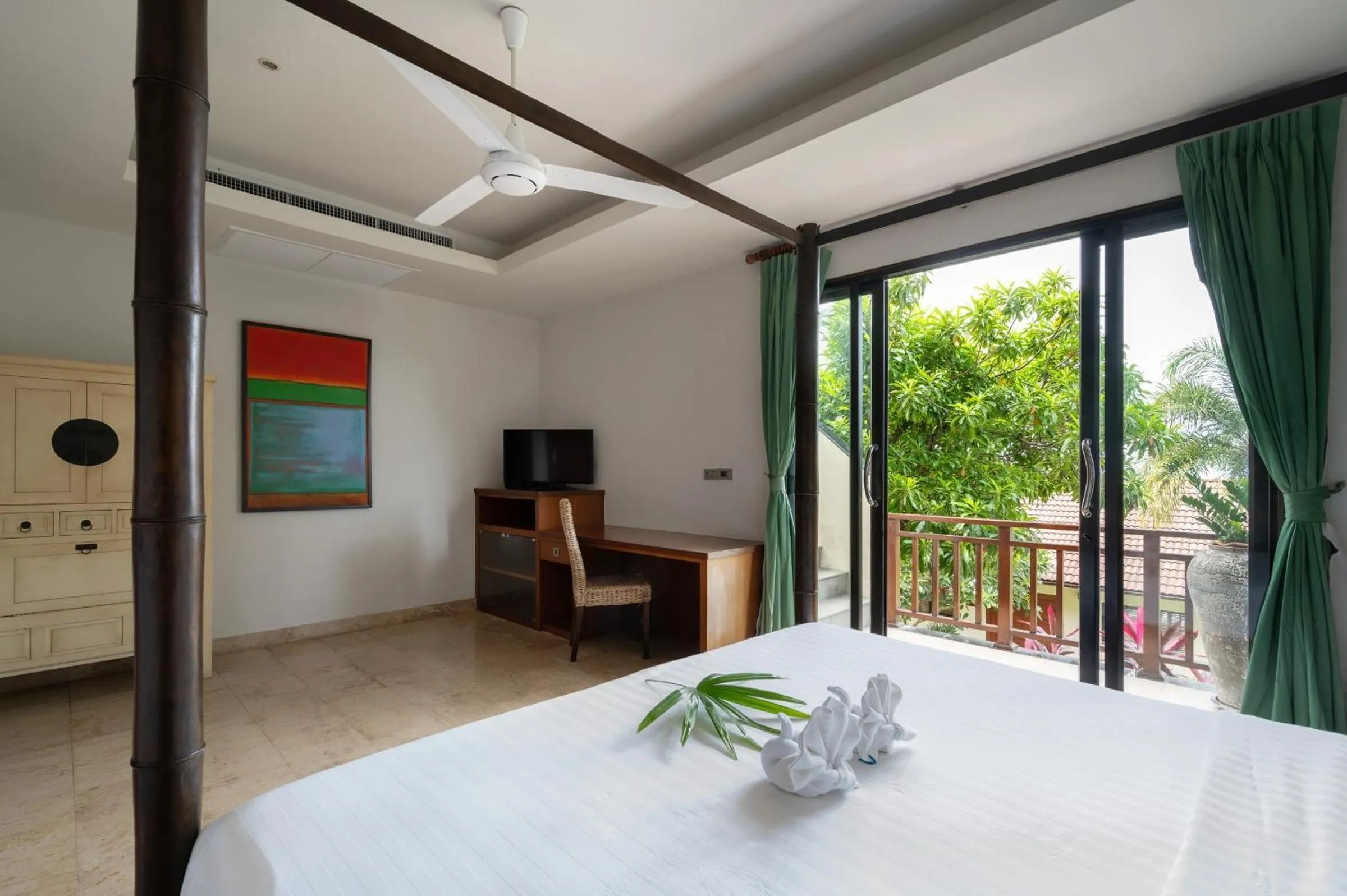Bed in Villa Baan Saitara