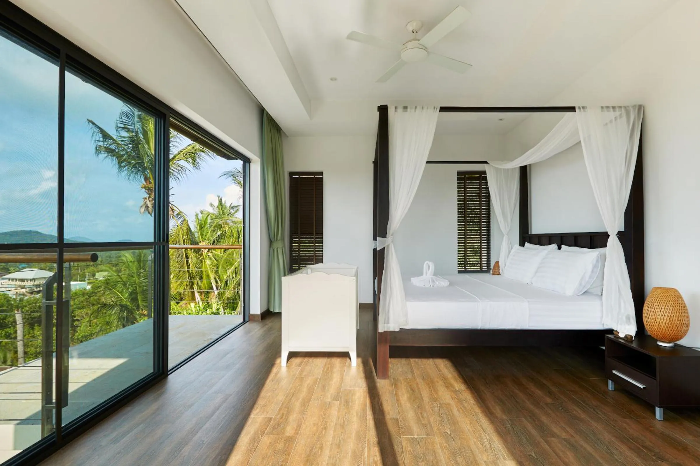 Bed in Villa Baan Saitara