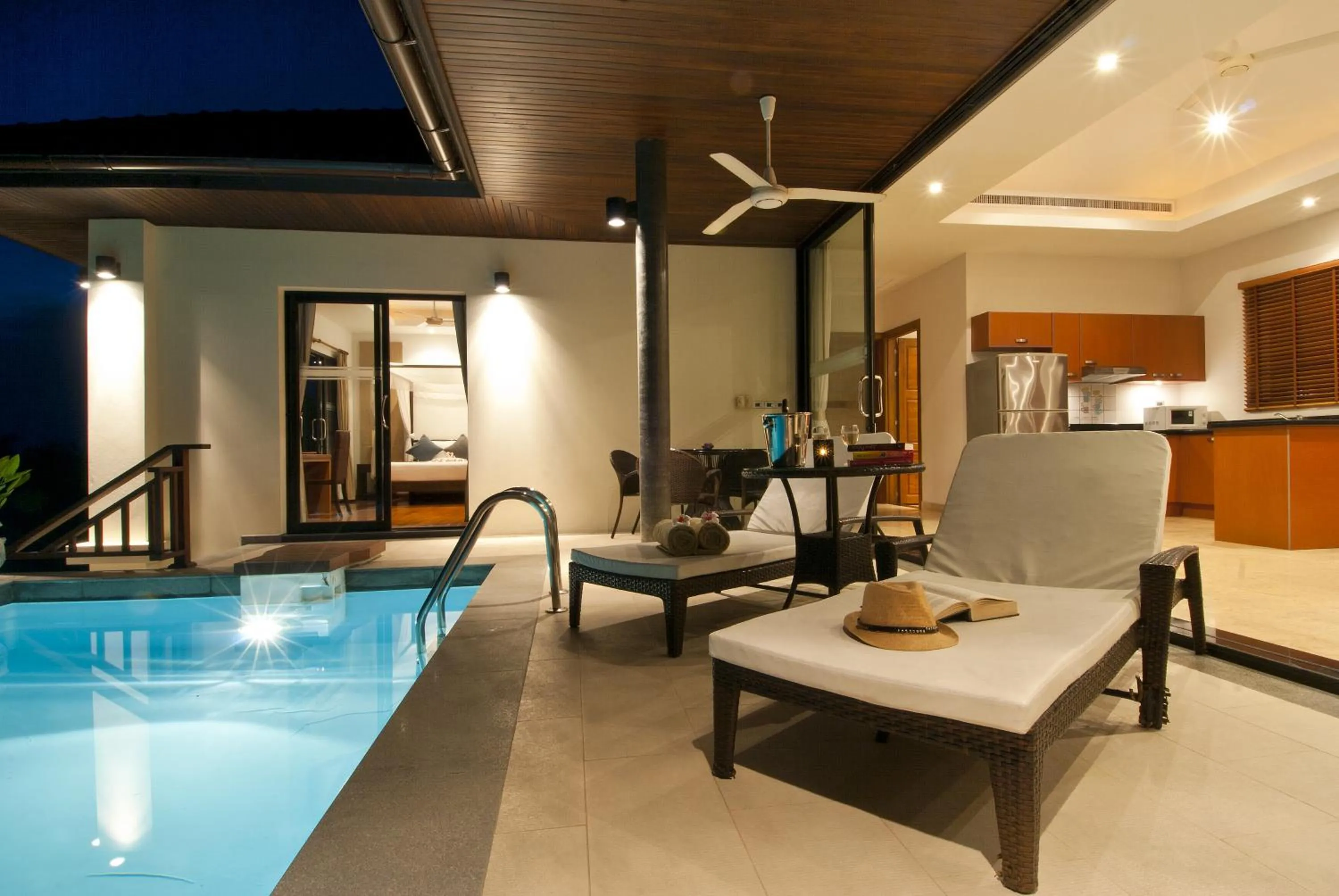 Night in Villa Baan Saitara