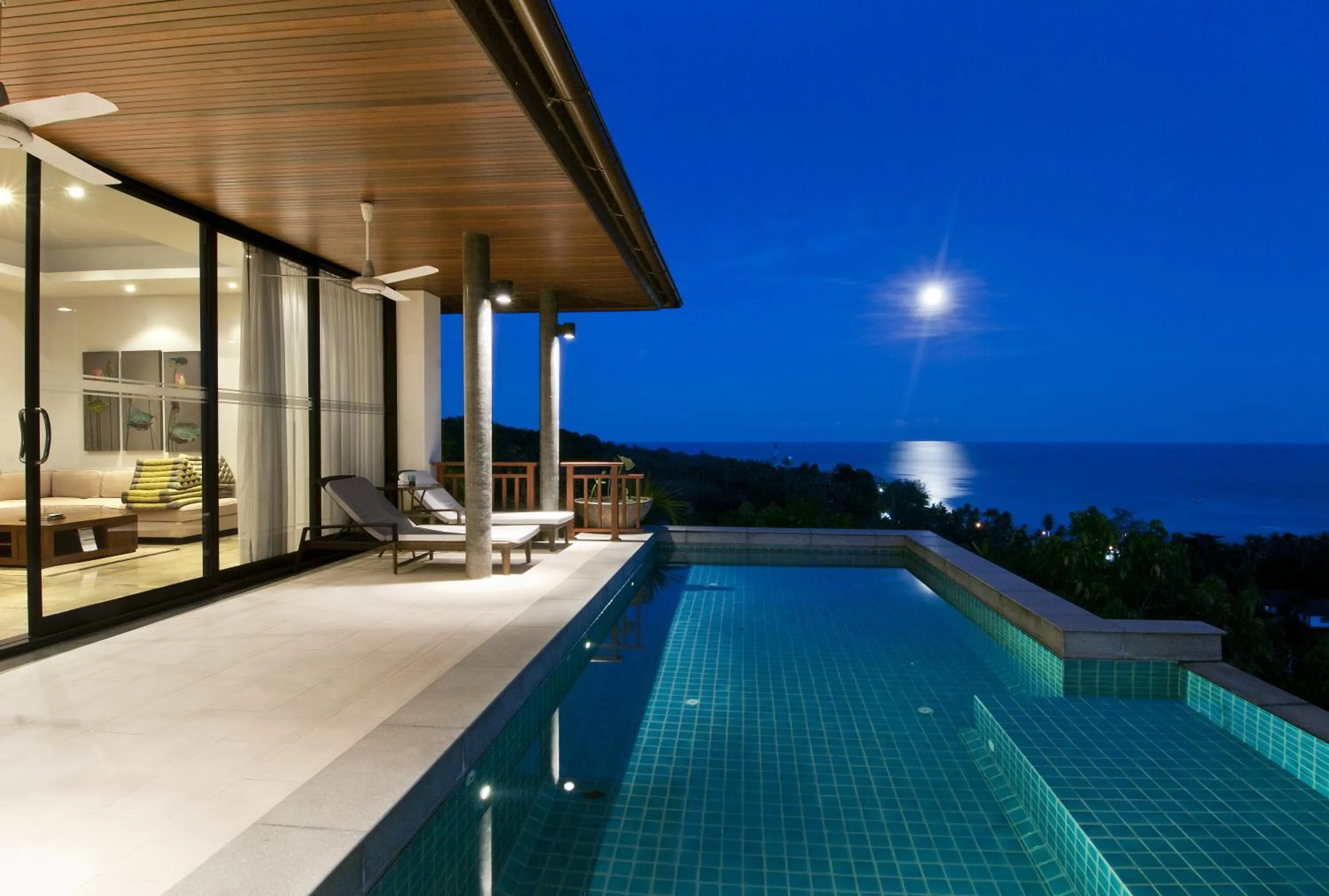 Swimming pool in Villa Baan Saitara
