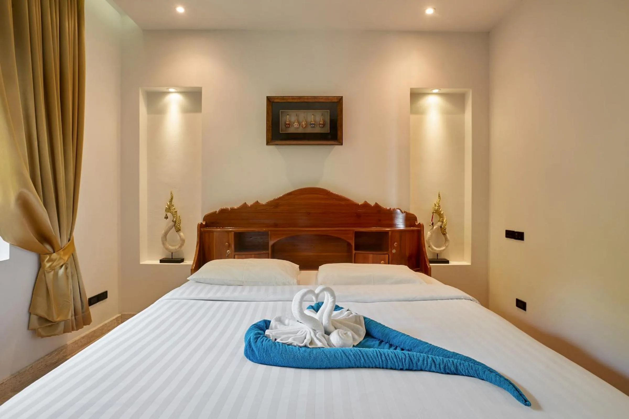 Bed in Villa Baan Saitara