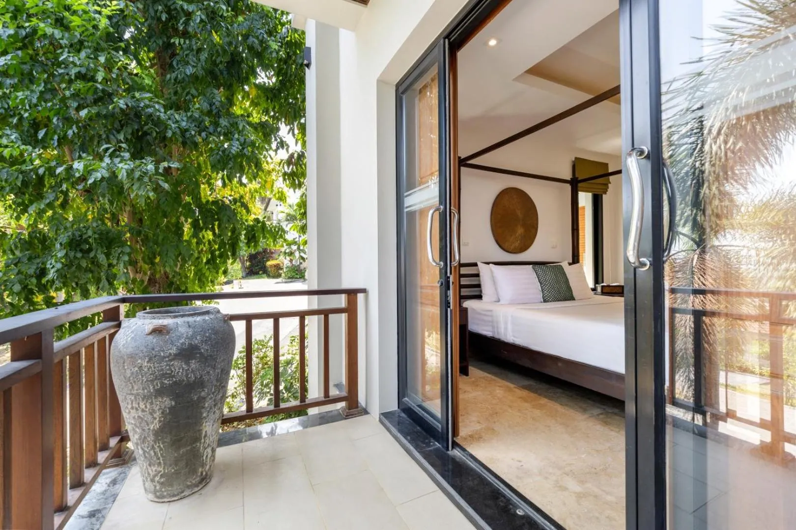 Bed in Villa Baan Saitara
