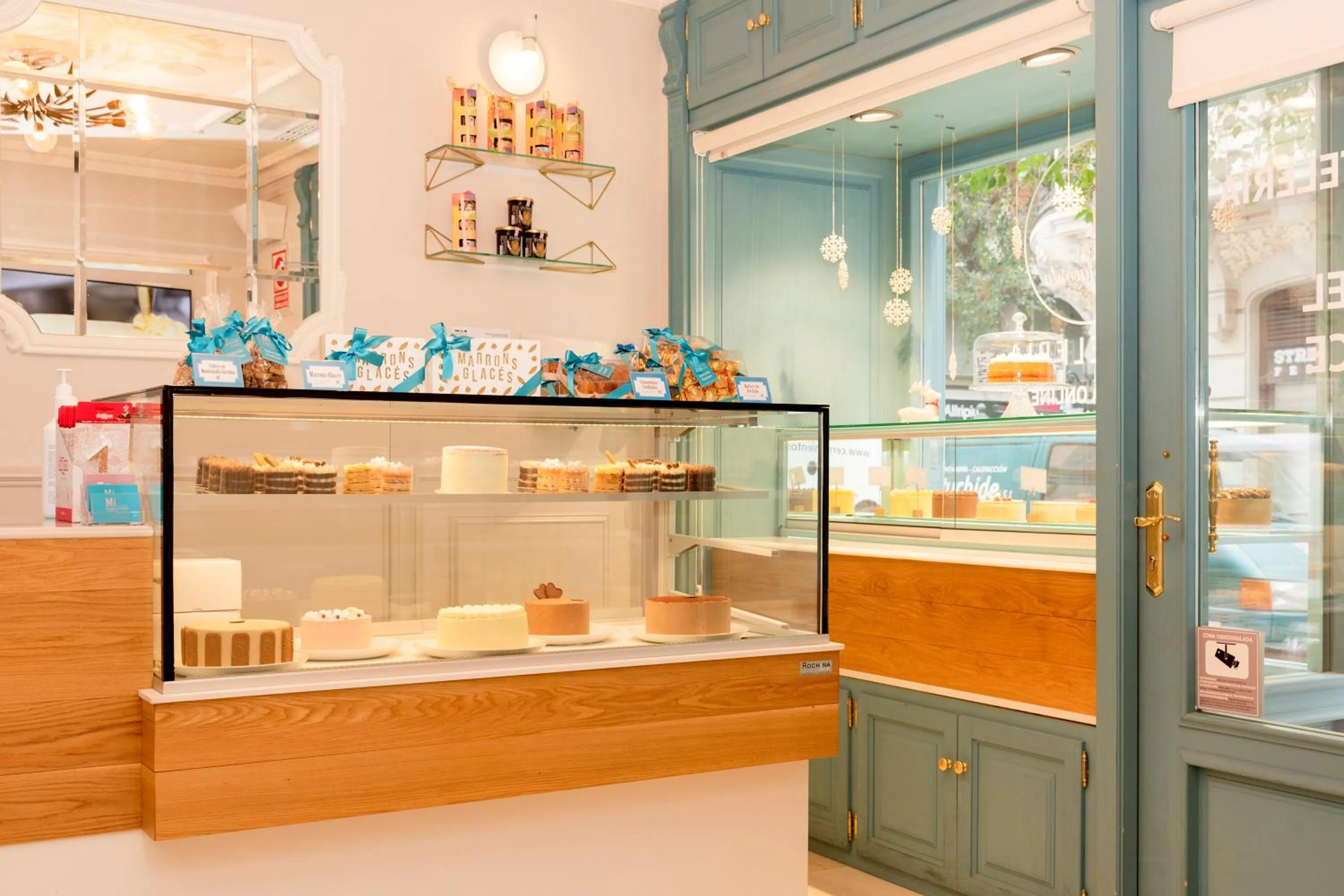 On-site shops in Hotel Sauce