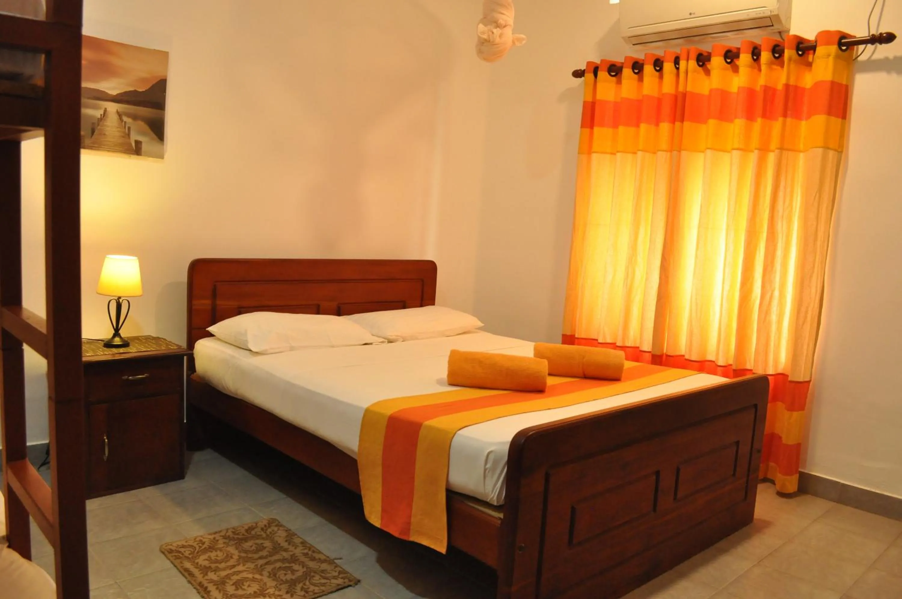 Triple Room with Private Bathroom - single occupancy in Dions Guest House