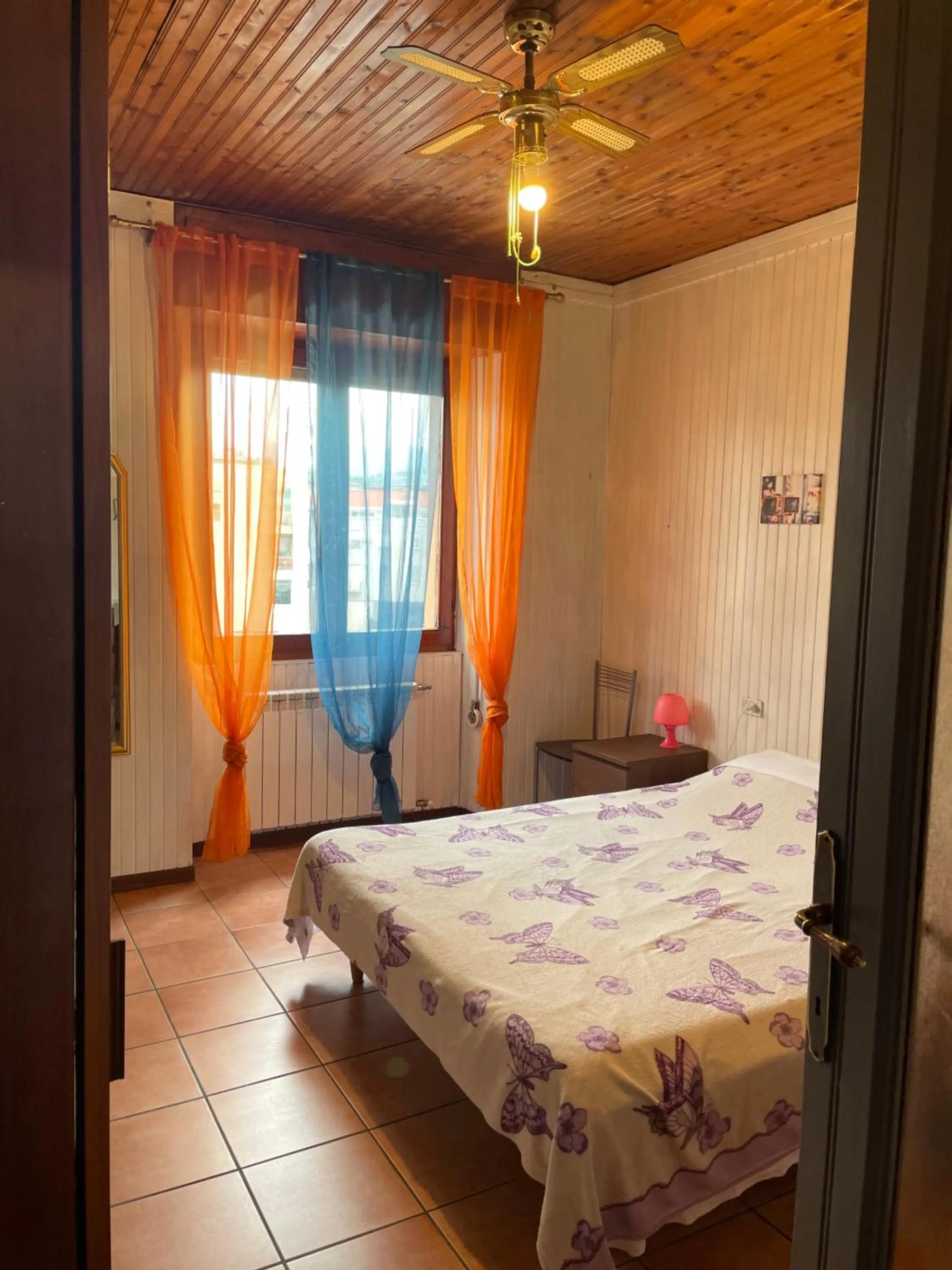 Bedroom, Bed in Grazioso Trilocale Centro/Stazione