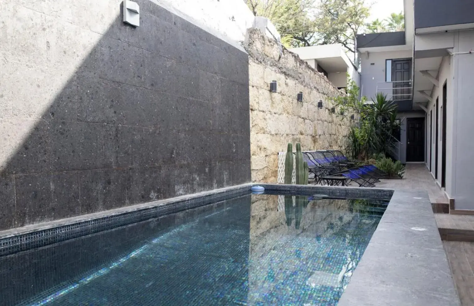 Adhoc Boutique Barrio Antiguo Adhoc Boutique Barrio Antiguo