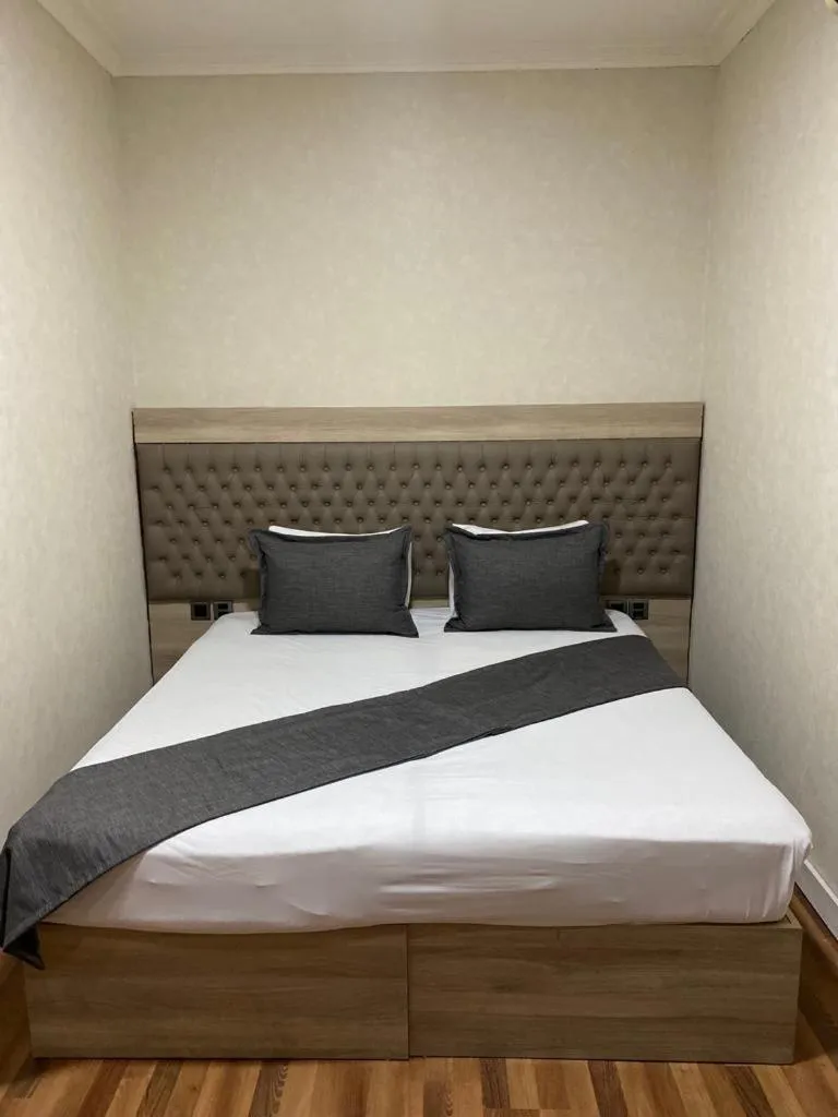 Bed in Hotel Empire Business Baku