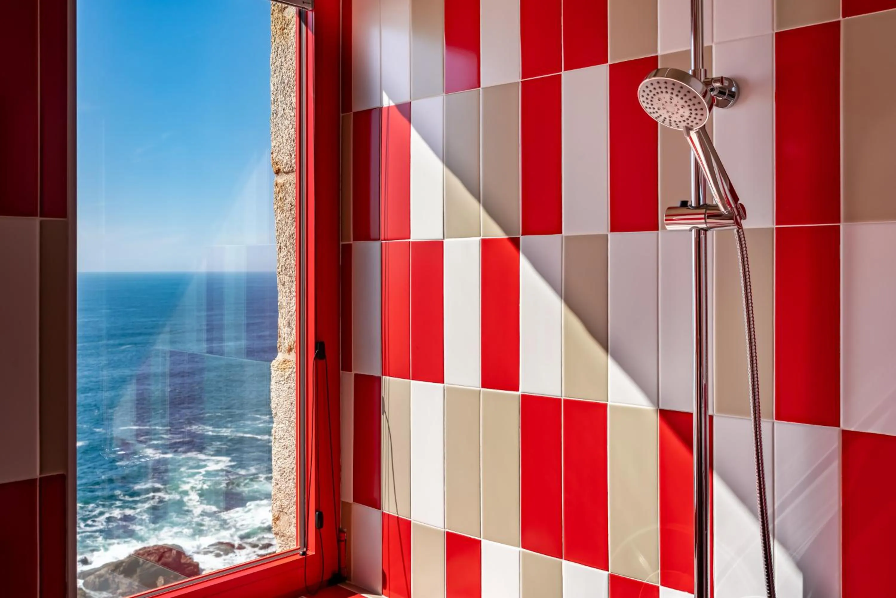 Shower in Hotel Boutique Faro Silleiro