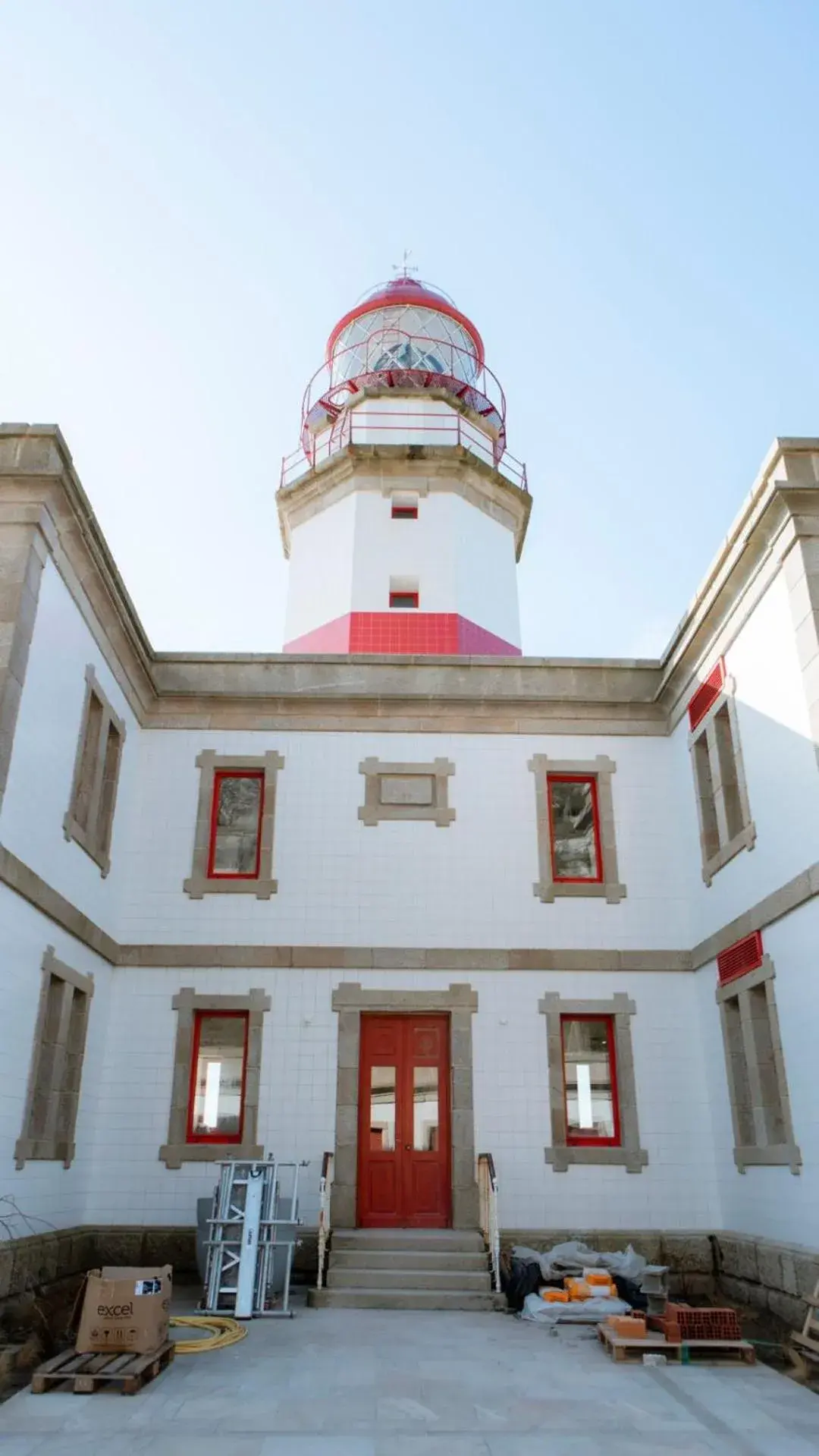 Property building in Hotel Boutique Faro Silleiro Property building in Hotel Boutique Faro Silleiro