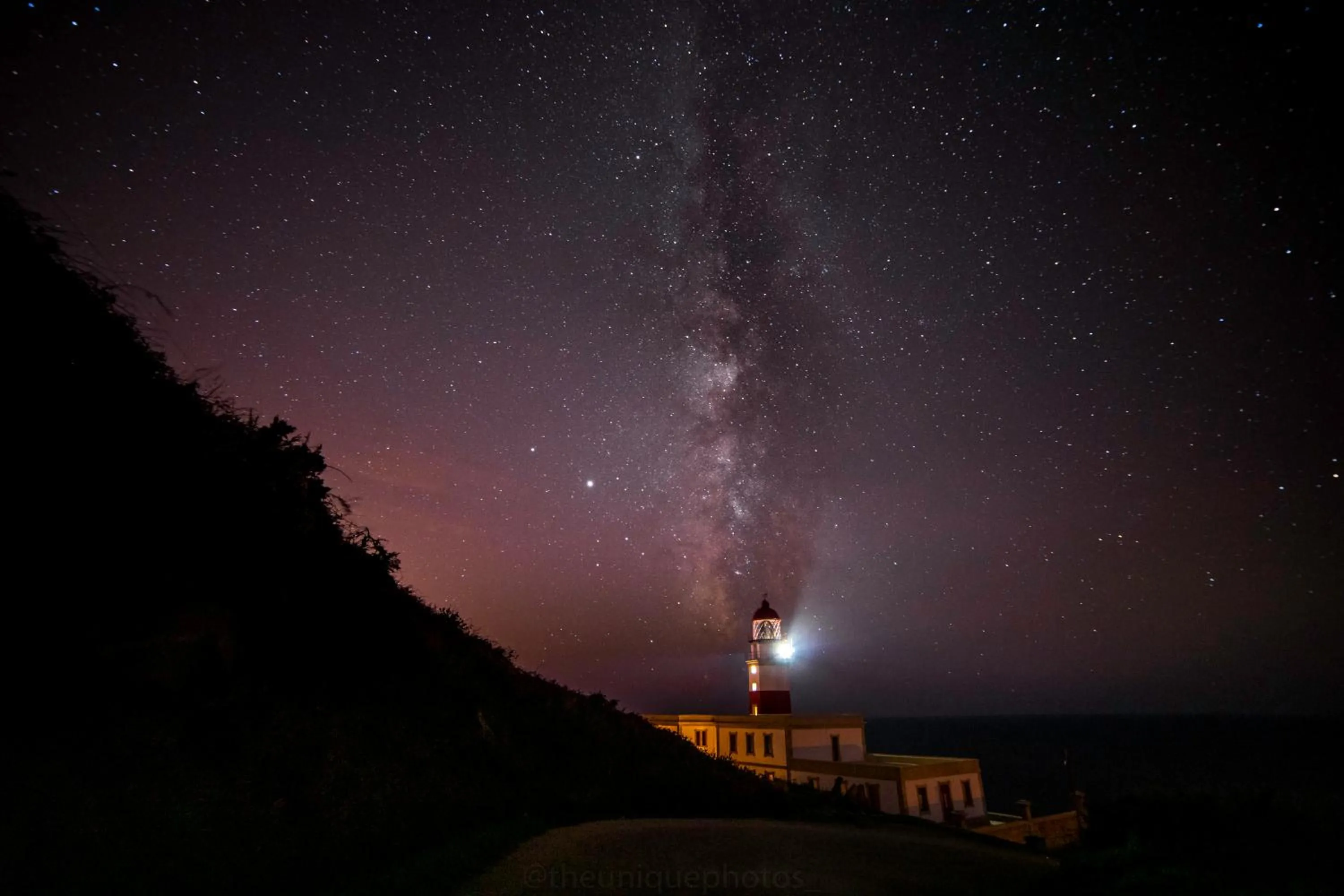 Night in Hotel Boutique Faro Silleiro