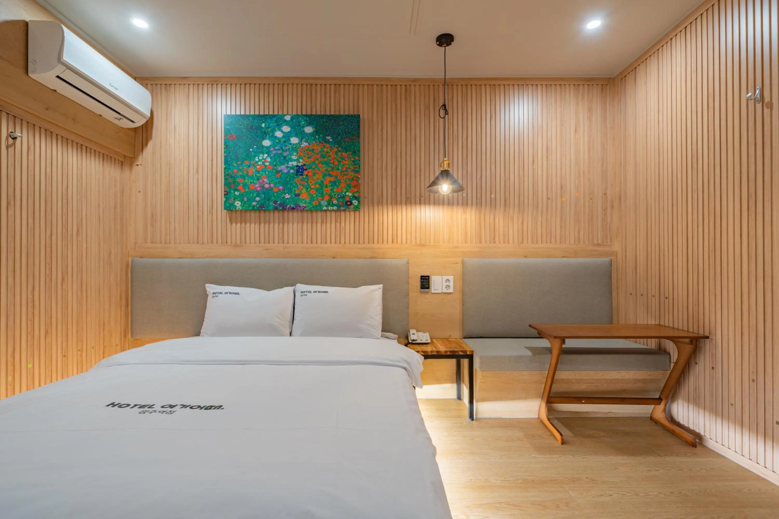 Bed in Hotel Yoegieottae Gwangju Station