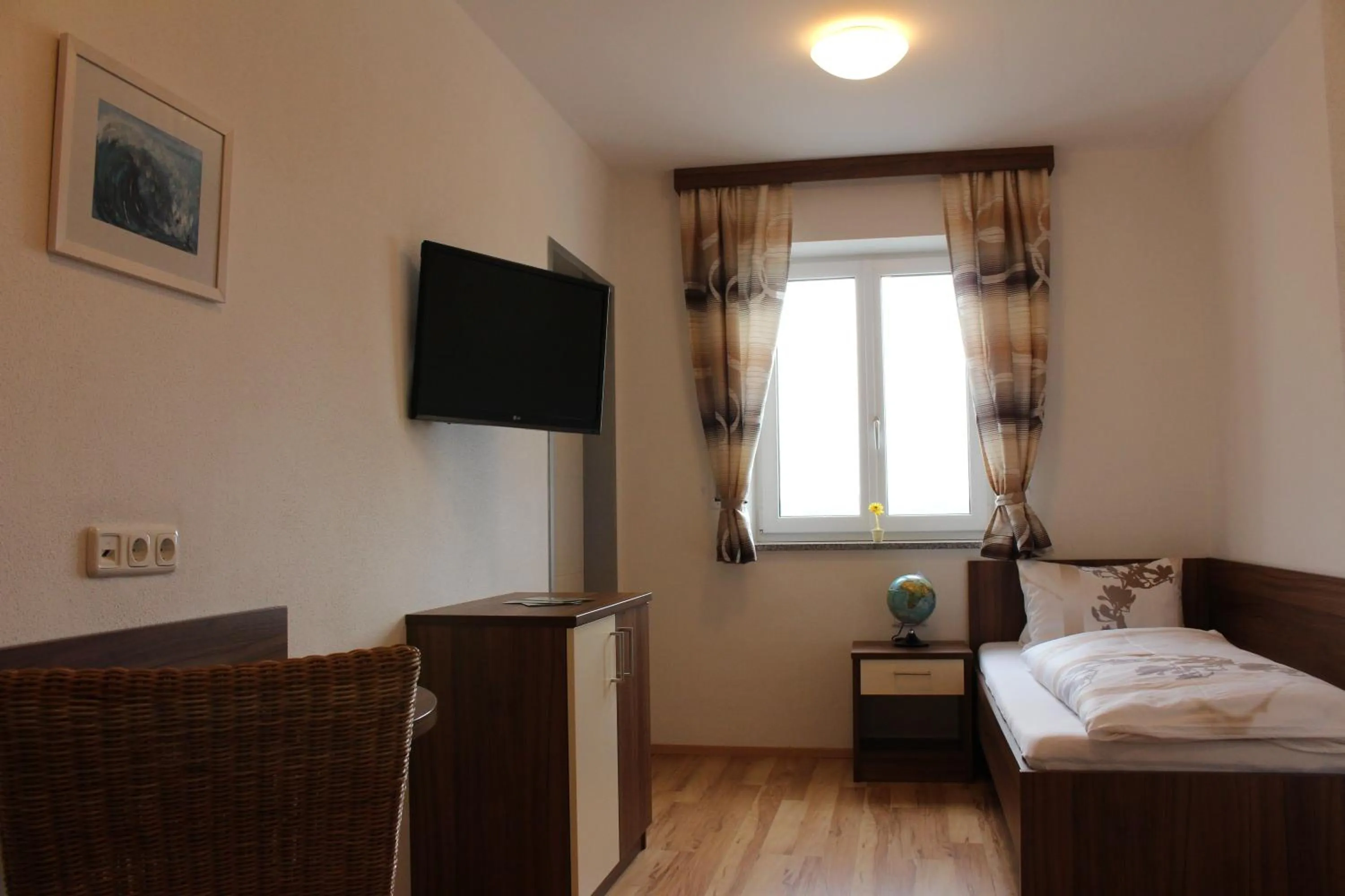 Bedroom, Bed in Langs Wirtshaus