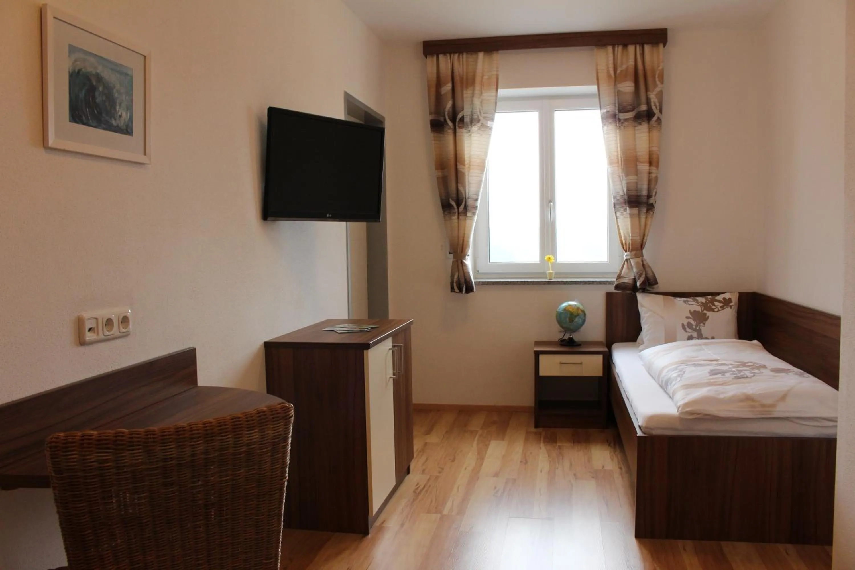 Bedroom, Bed in Langs Wirtshaus