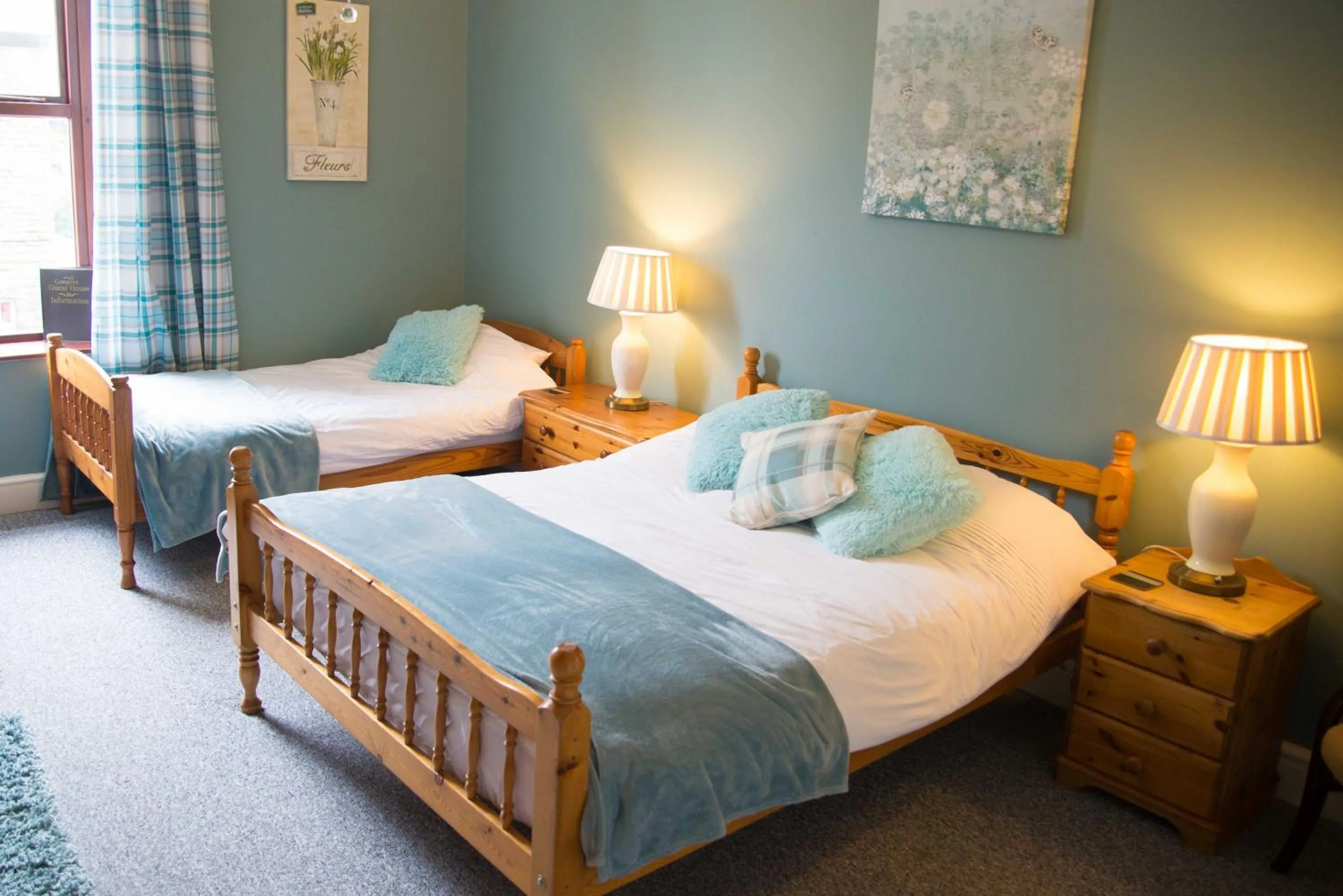 Family Room in Compton Guest House