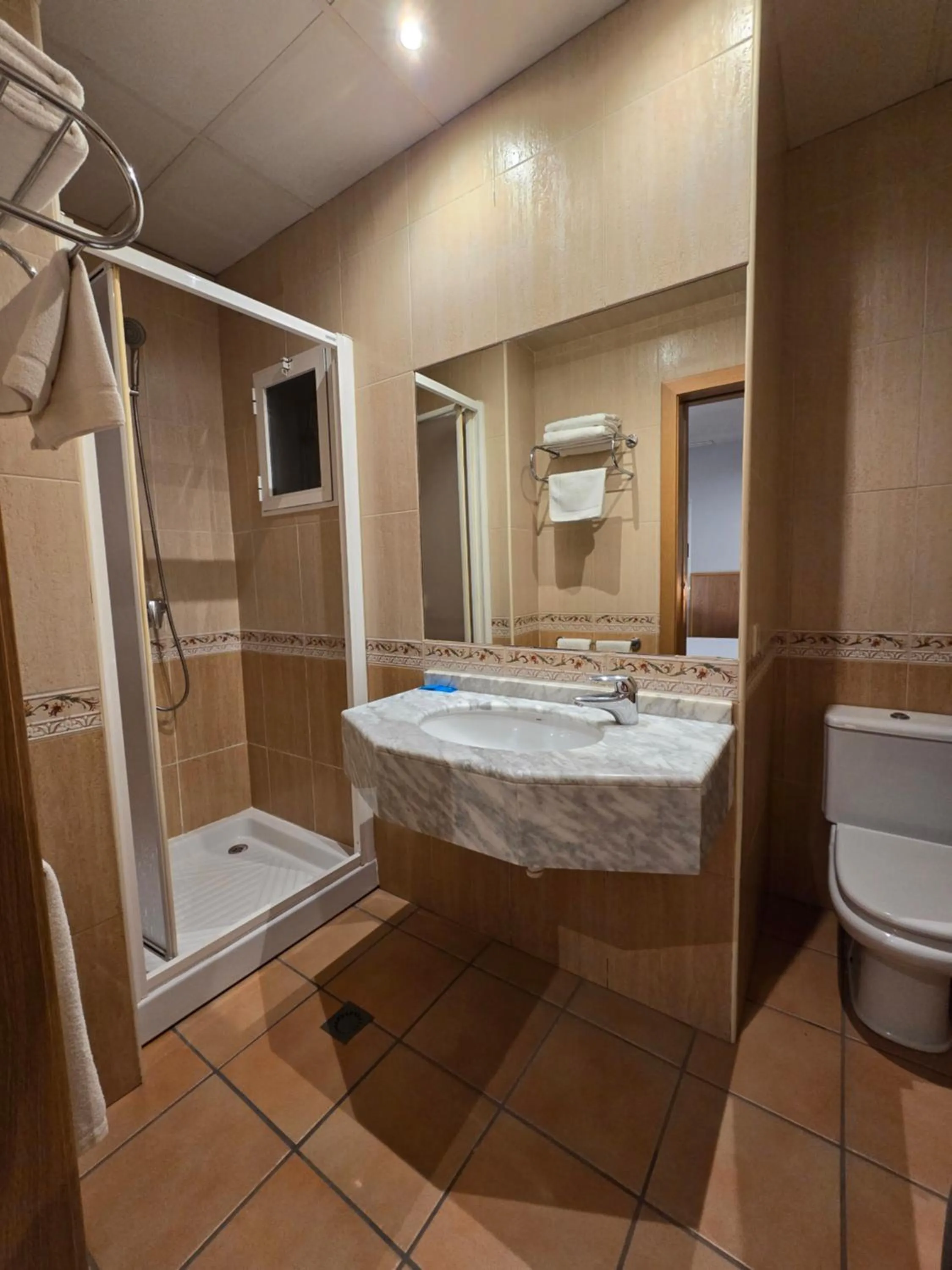 Shower in Rambla Alicante Contactless