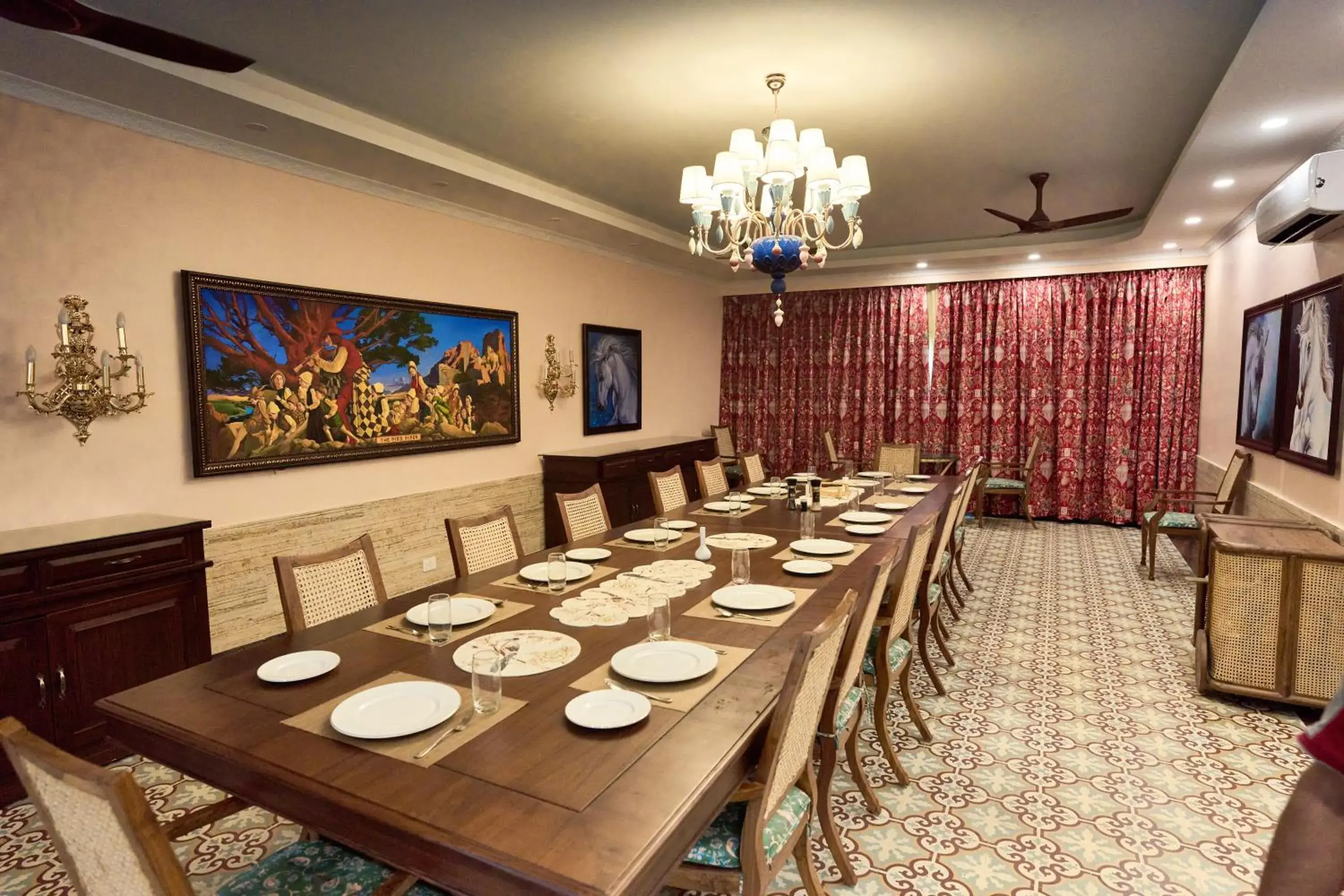 Restaurant/places to eat in Mayfair Manor Alibag Restaurant/places to eat in Mayfair Manor Alibag