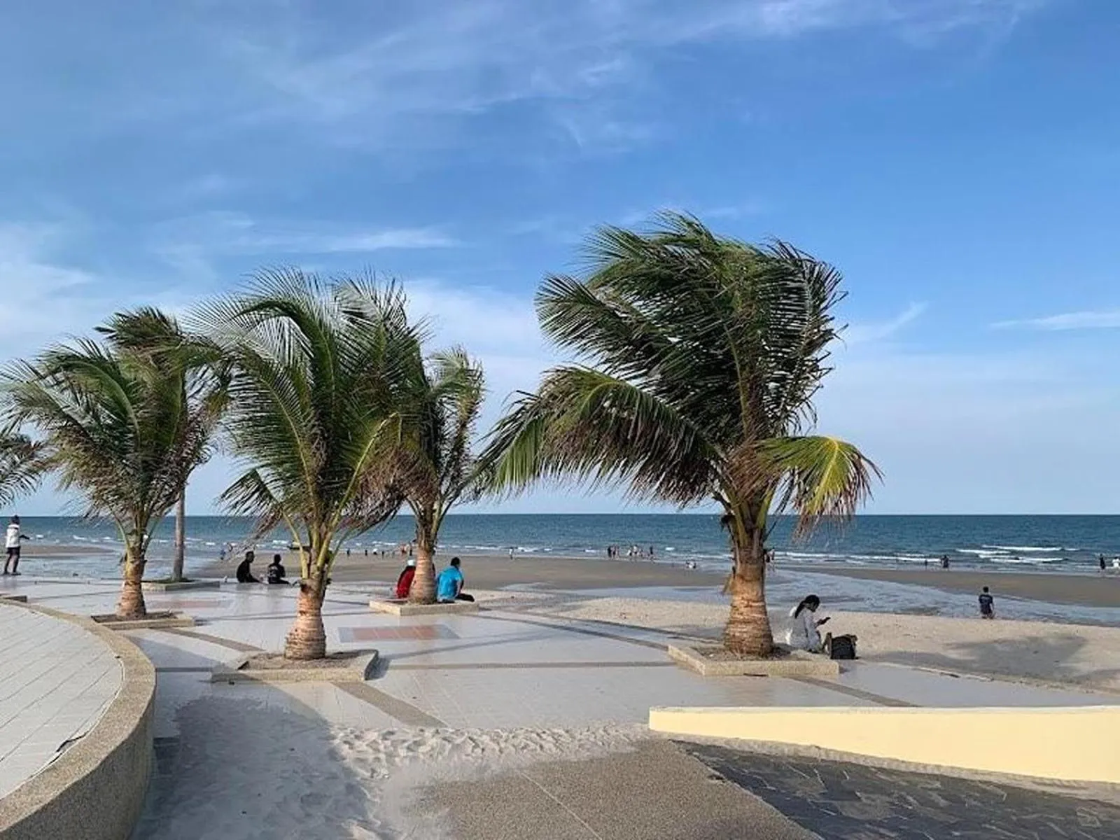 Beach in Eco Hostel Hua Hin