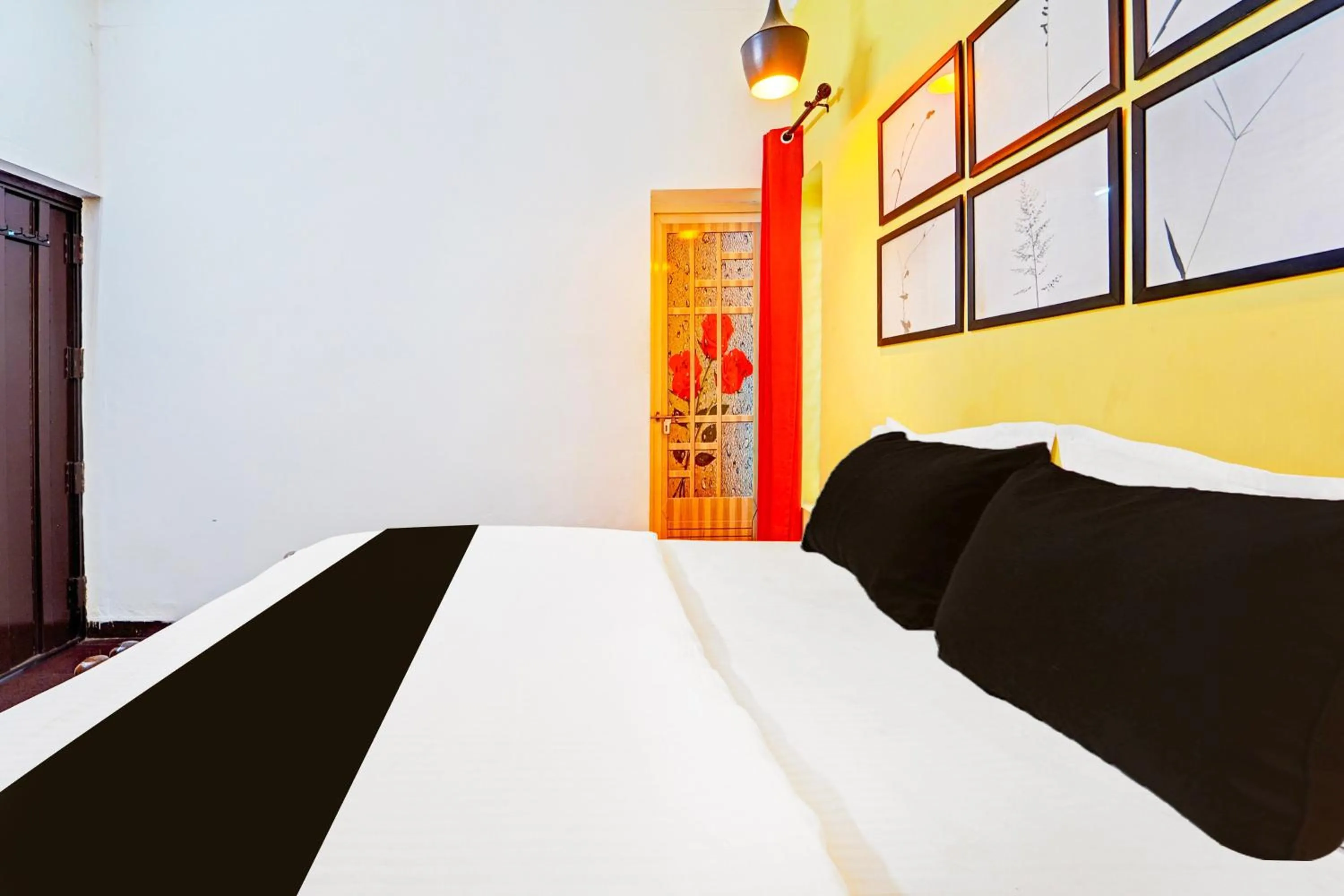 Hotel O Thammanam Kochi