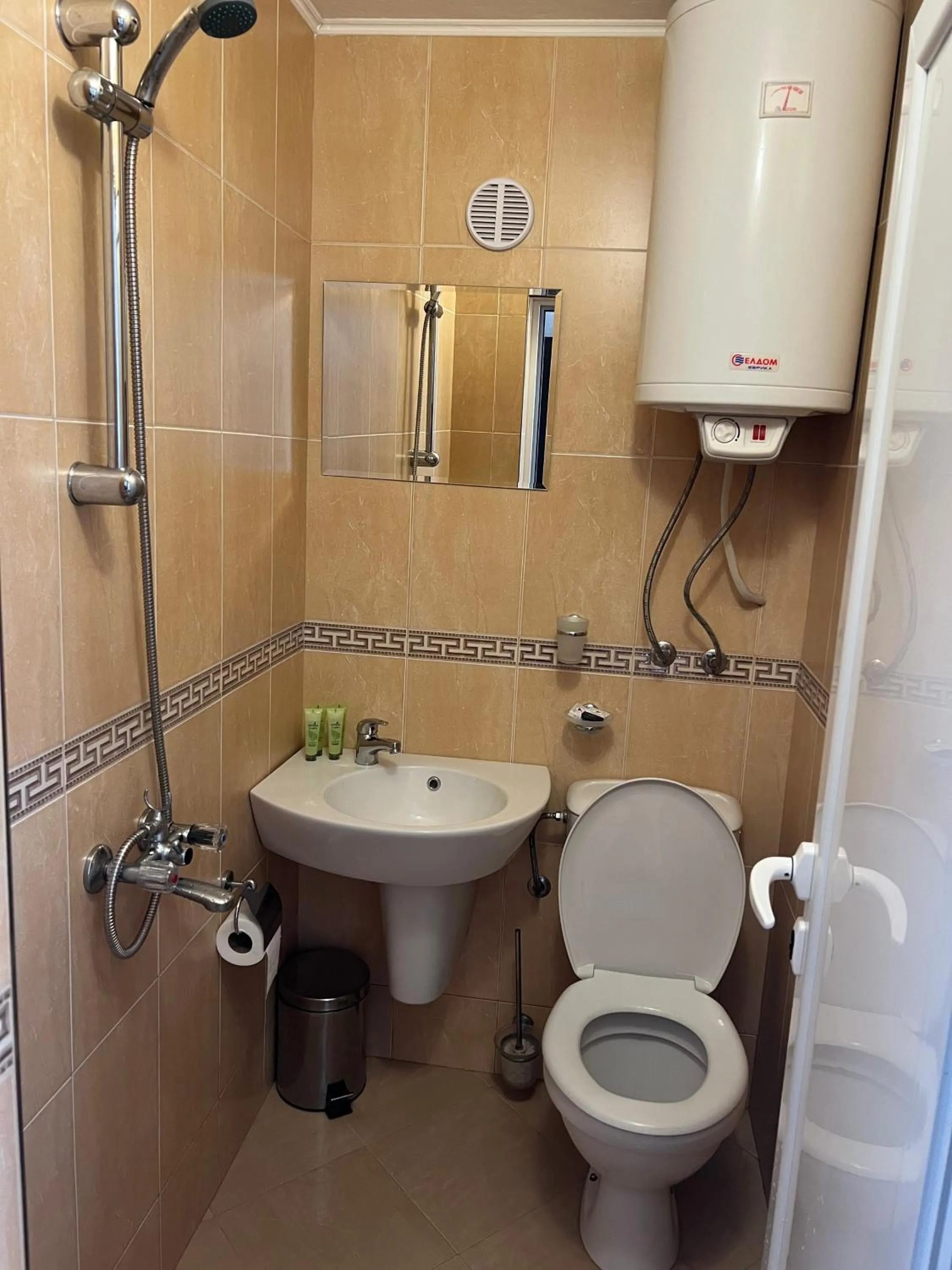 Bathroom in Hotel Lazur