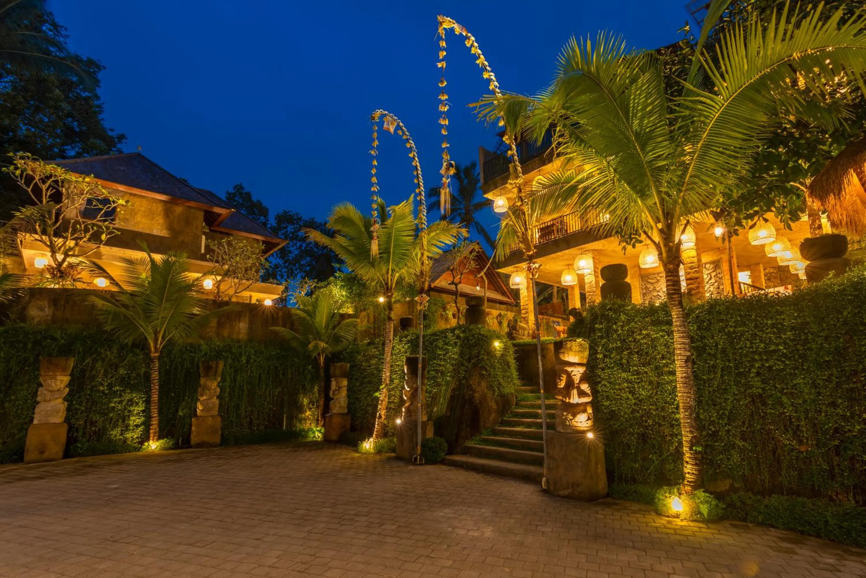 Night in Hoshi Jungle Resort by Dhananjaya Hospitality