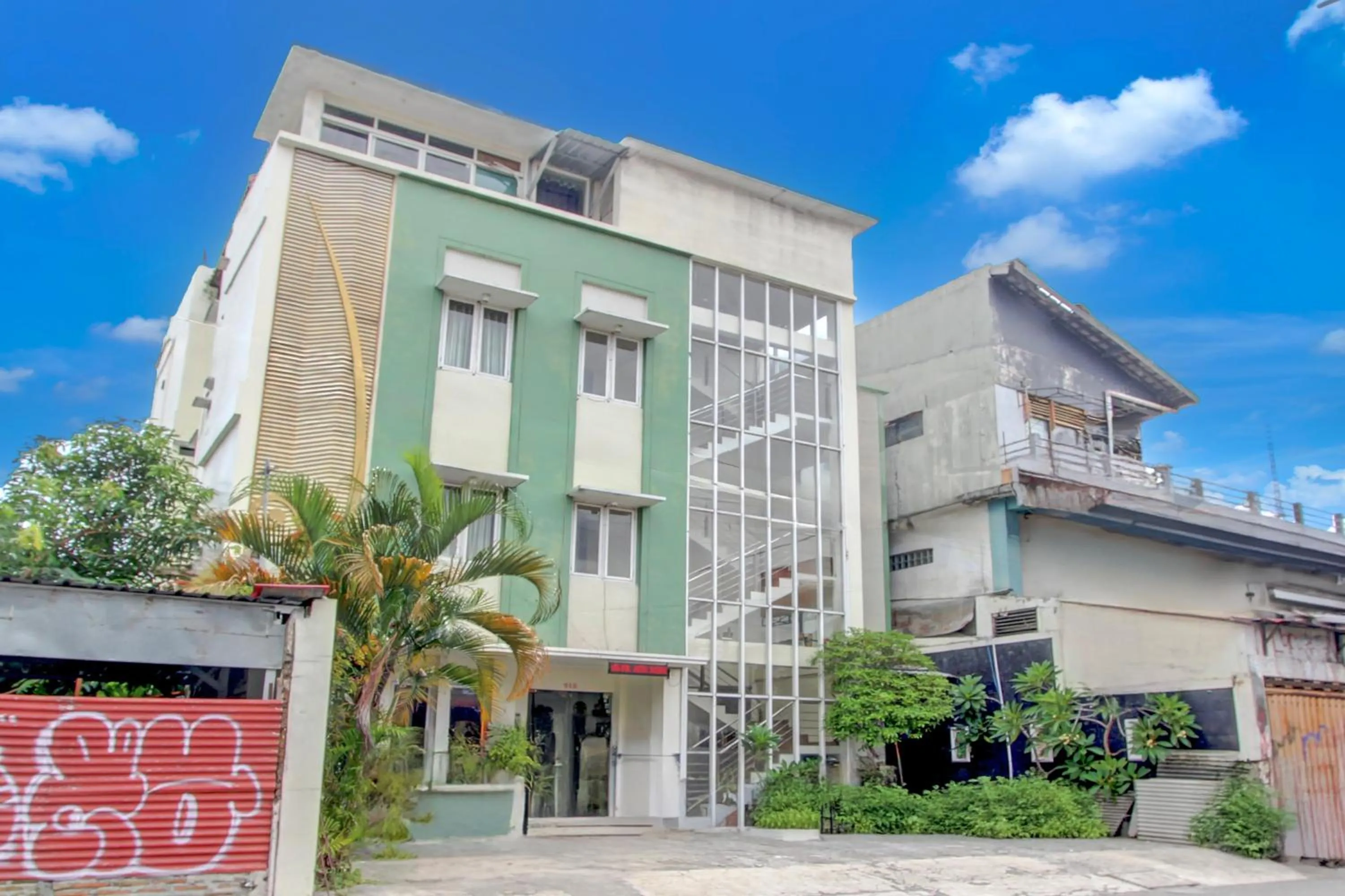 Property building in Collection O Jalan Malioboro Near Lempuyangan Station Formerly Hotel Vala