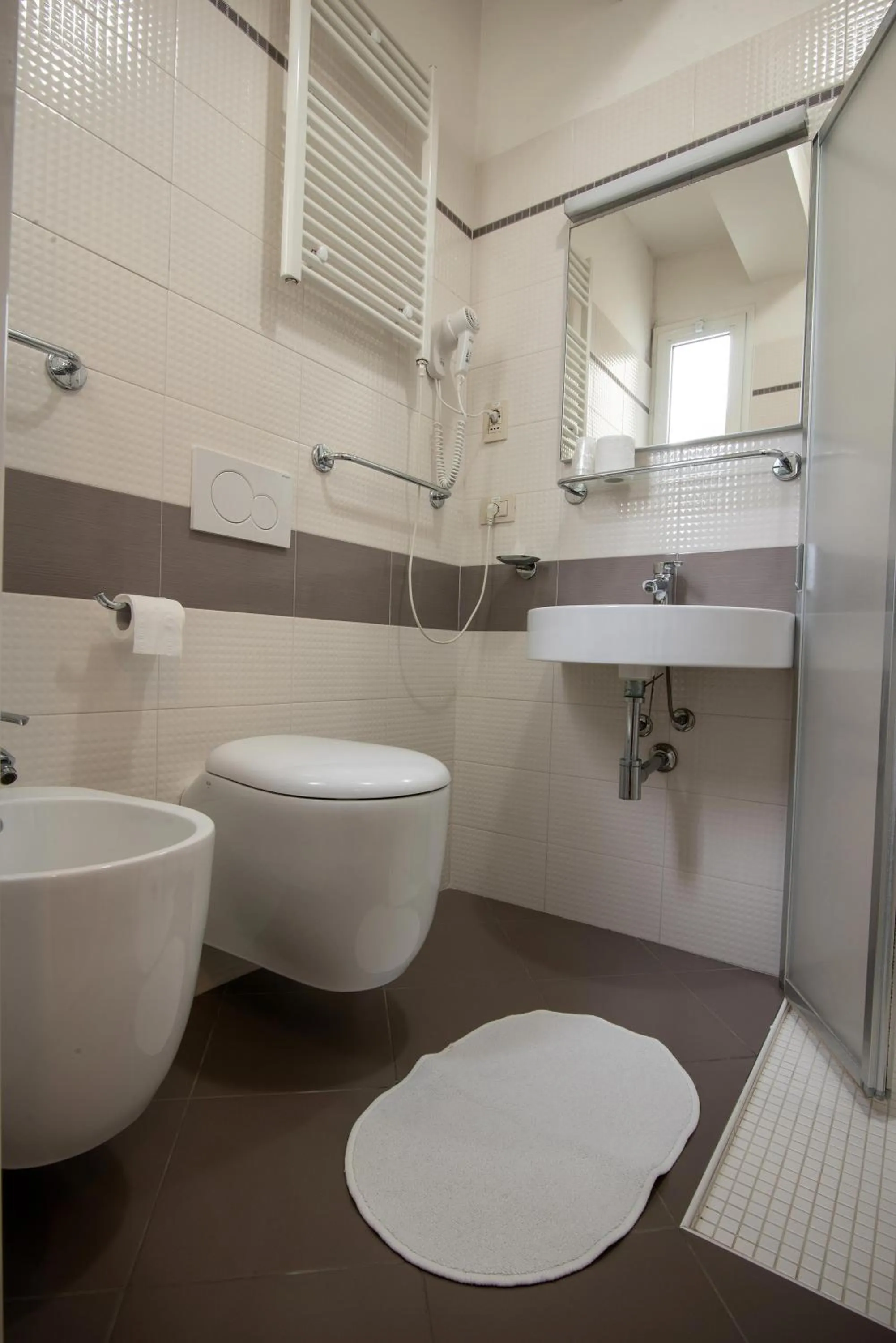 Bathroom in Hotel Vela D'Oro